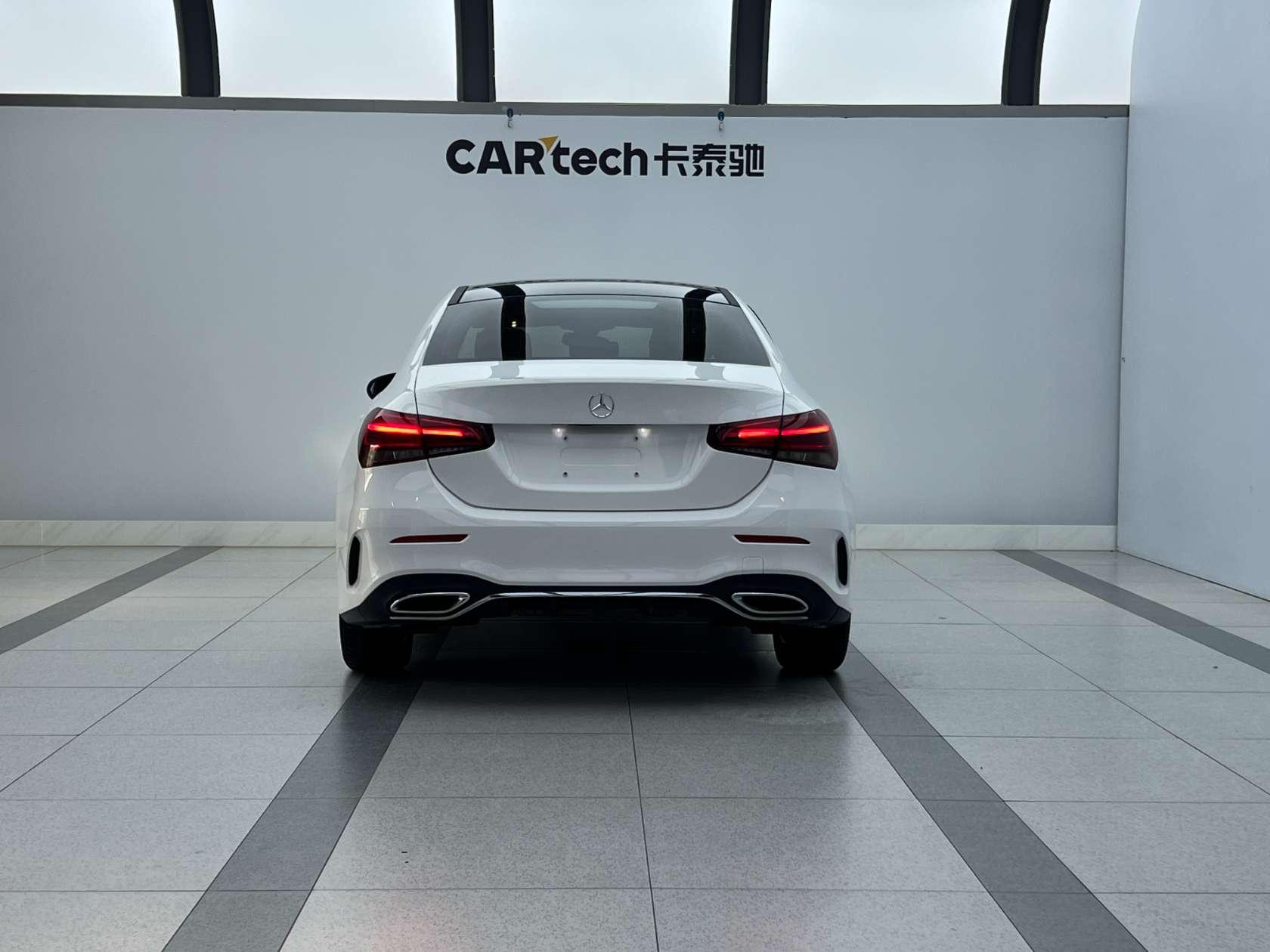 Mercedes-Benz A-Class 2022, фото 3