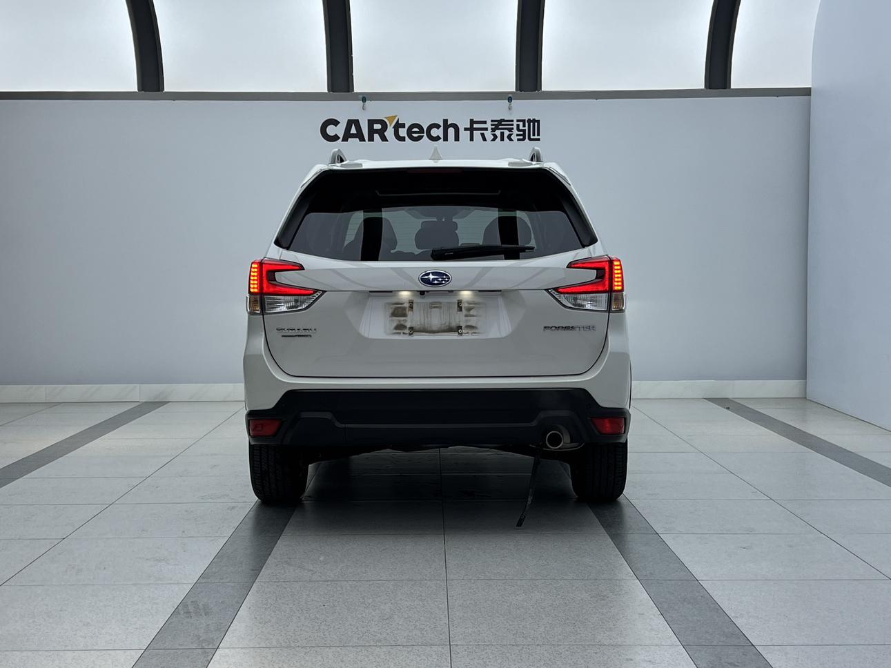 Subaru Forester 2022, фото 3