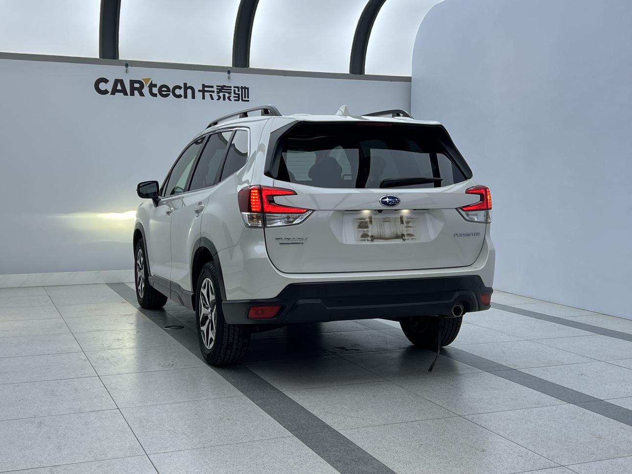 Subaru Forester 2022, фото 4