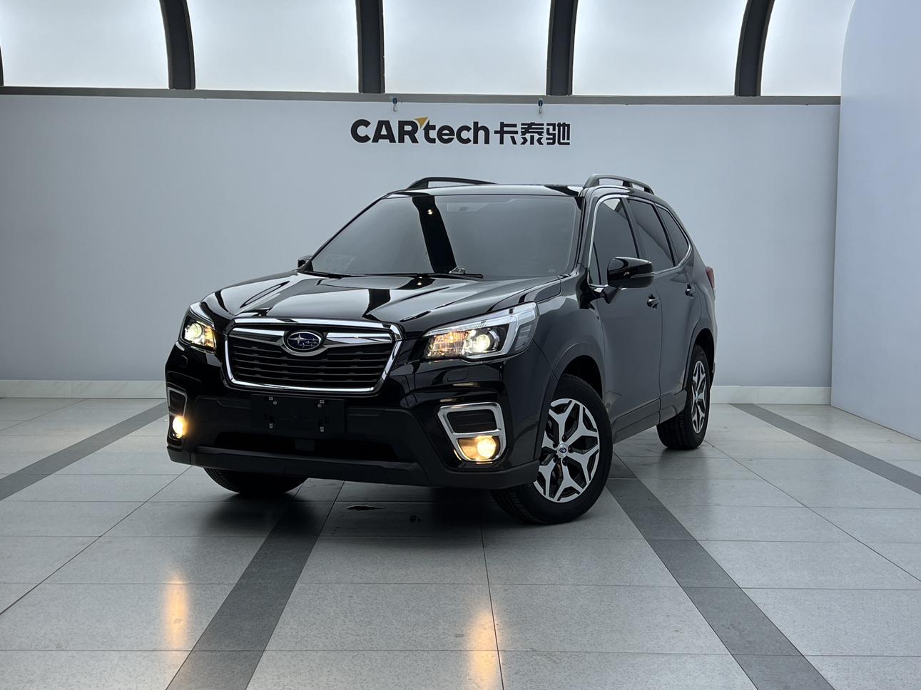 Subaru Forester 2021, фото 2