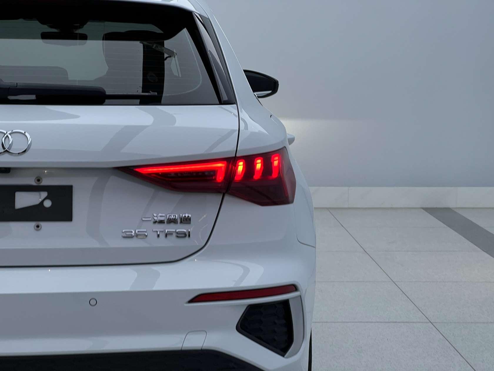 Audi A3 2022, фото 4