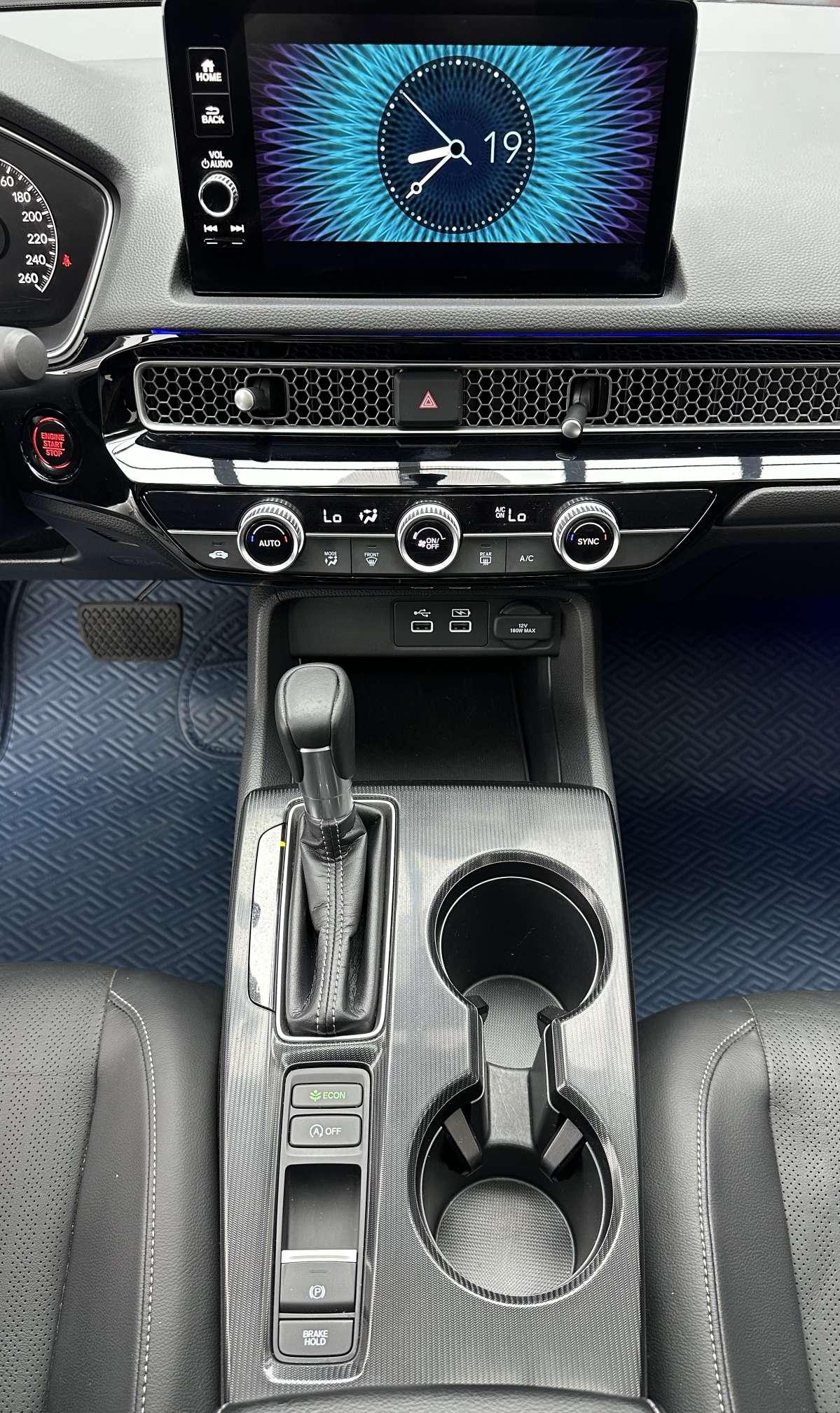 Honda Civic 2022, фото 16