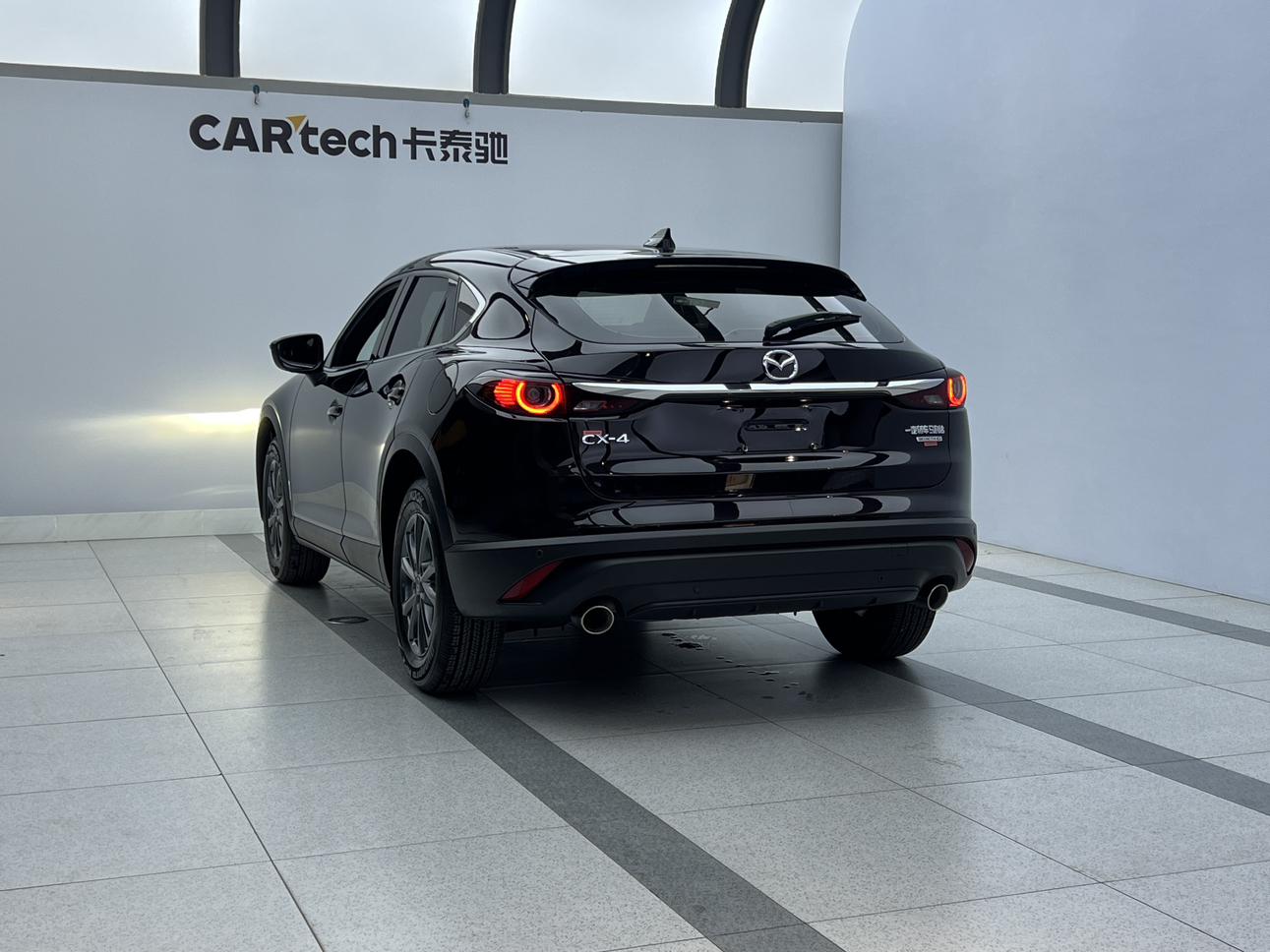 Mazda CX-4 2021, фото 4