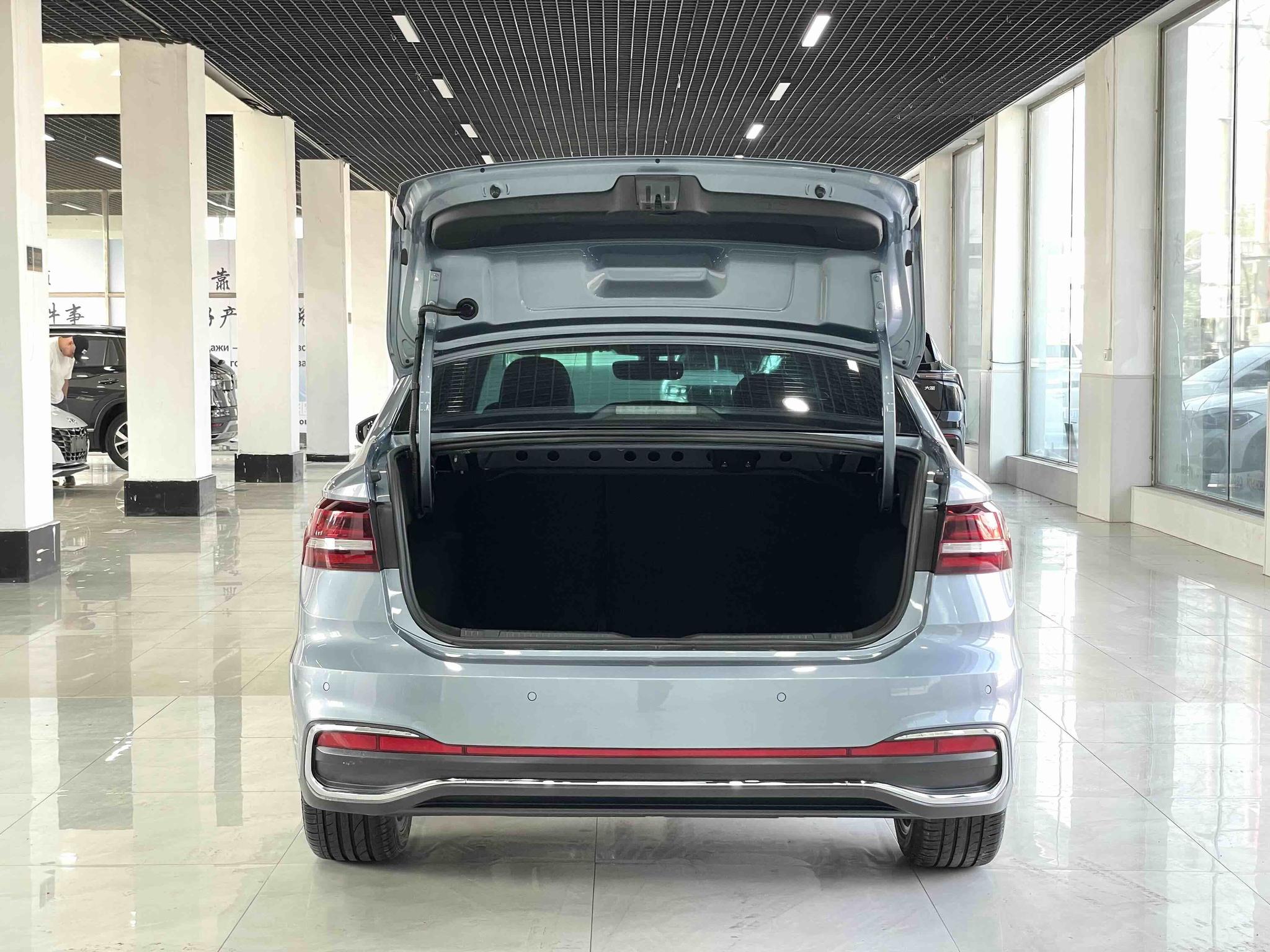 Volkswagen Lavida 2023, фото 17