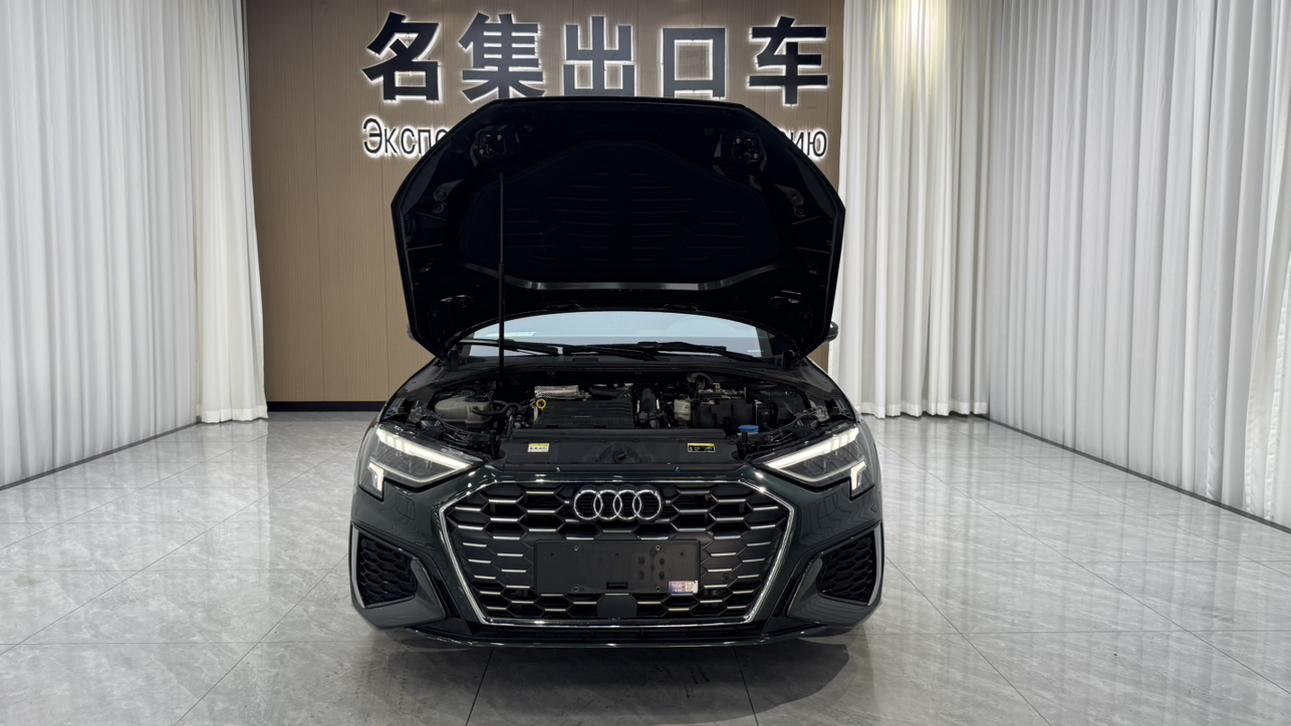 Audi A3 2023, фото 4