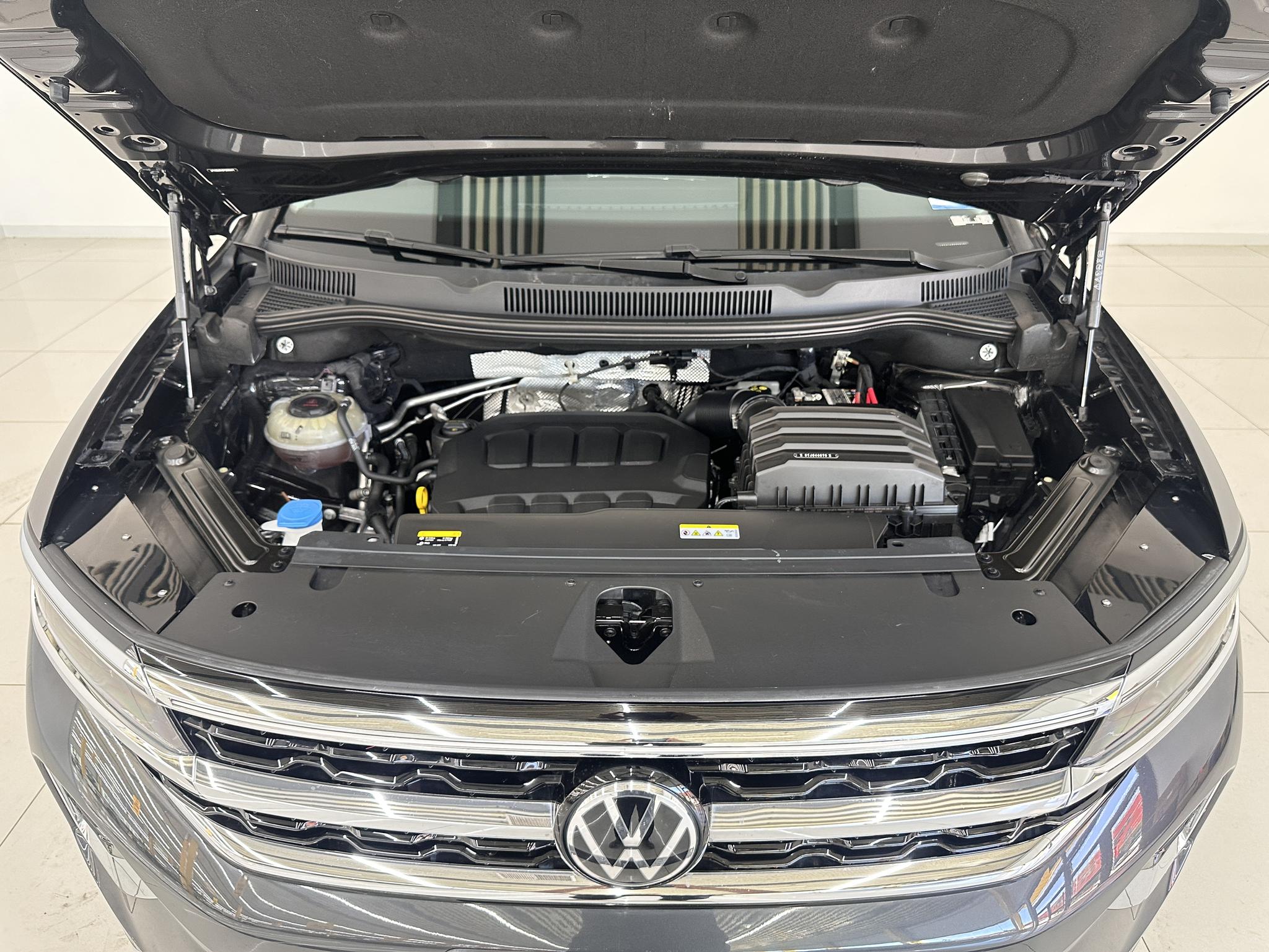 Volkswagen Tiguan 2023, фото 17