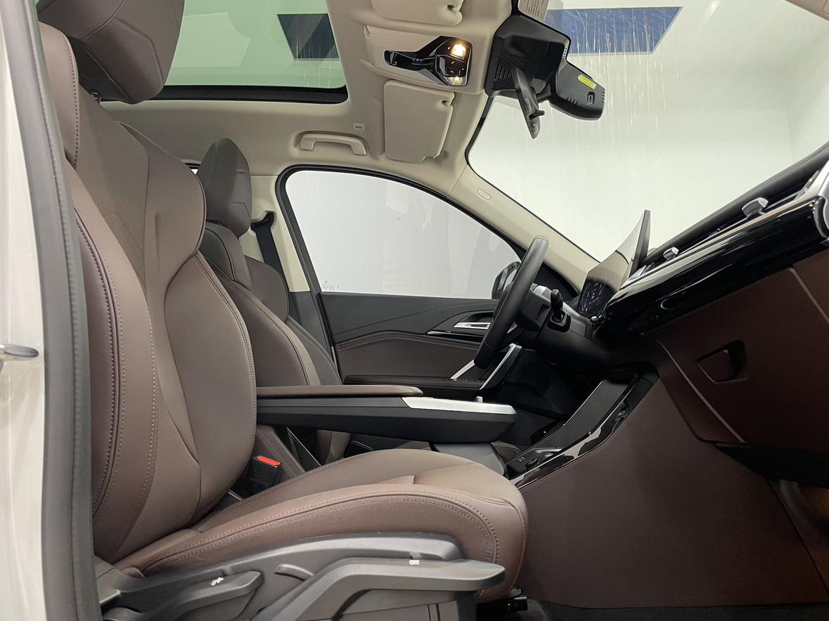 BMW X1 2023, фото 17