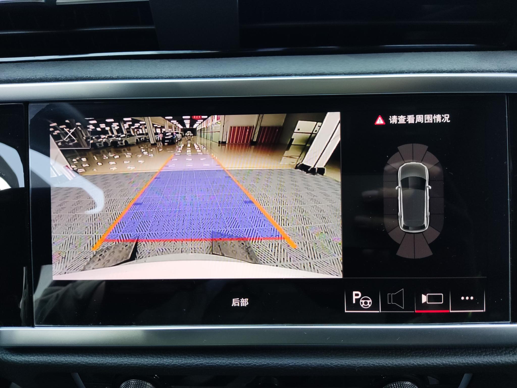 Audi Q3 2023, фото 15