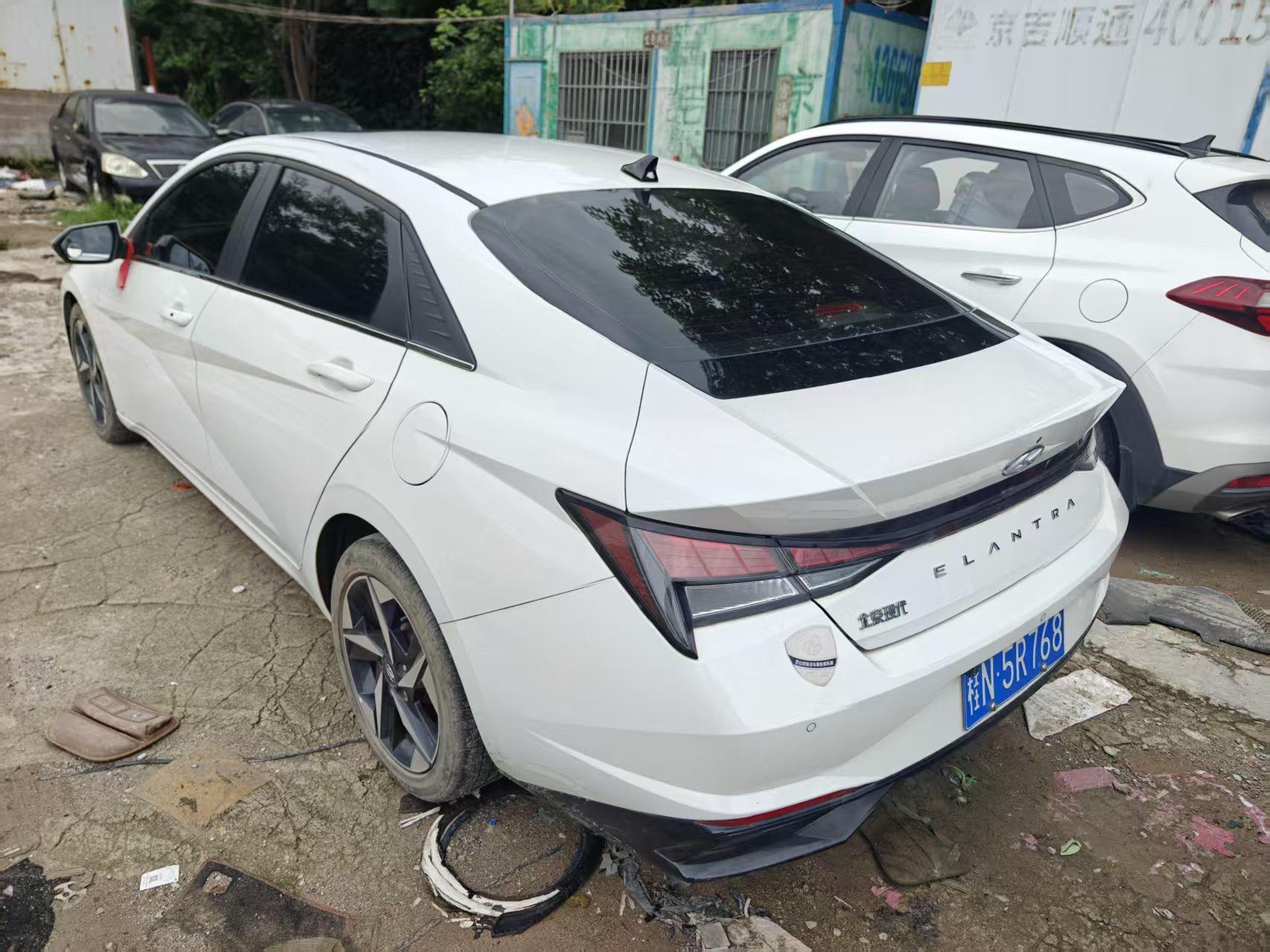Hyundai Elantra 2023, фото 5