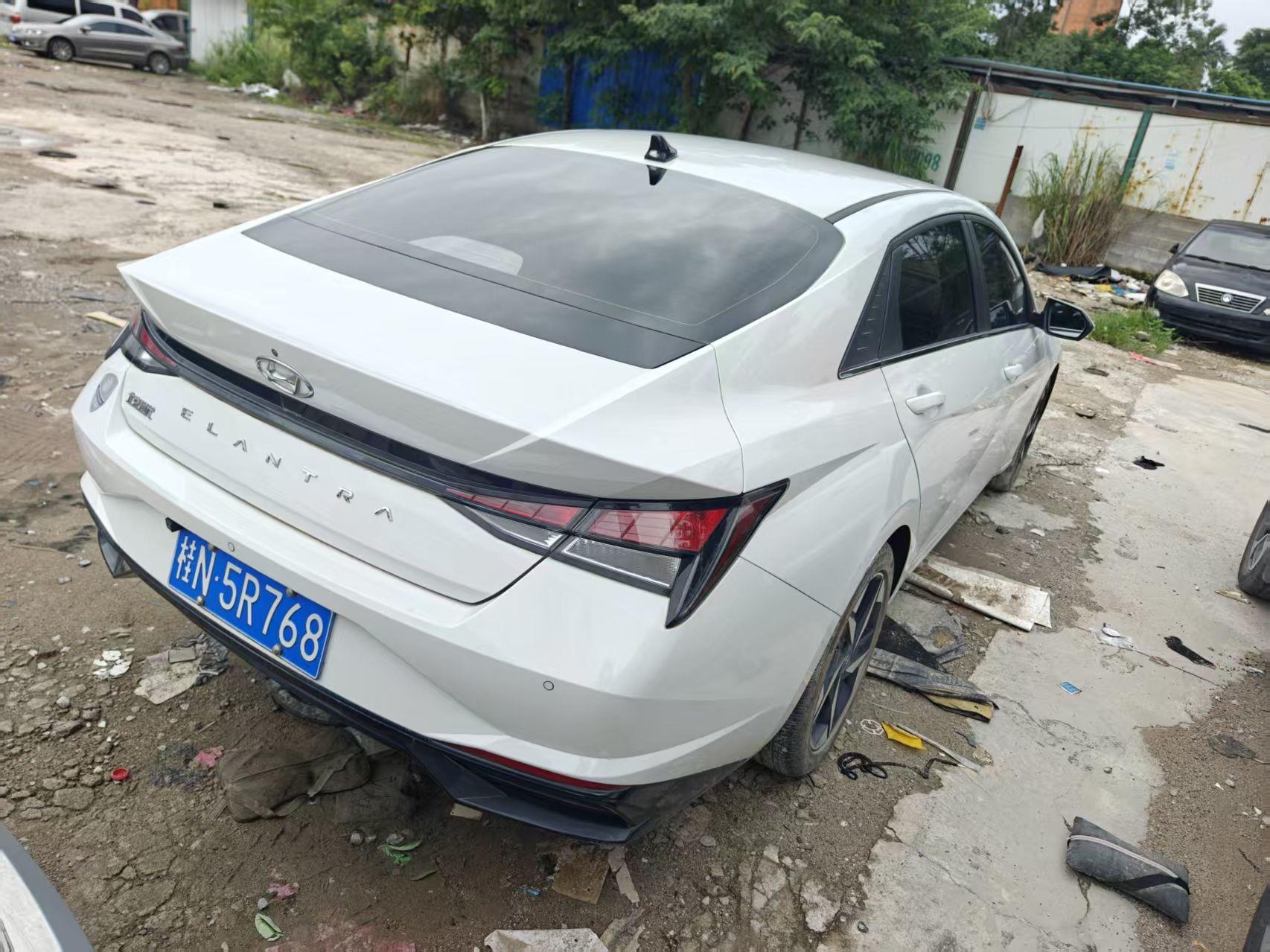 Hyundai Elantra 2023, фото 10