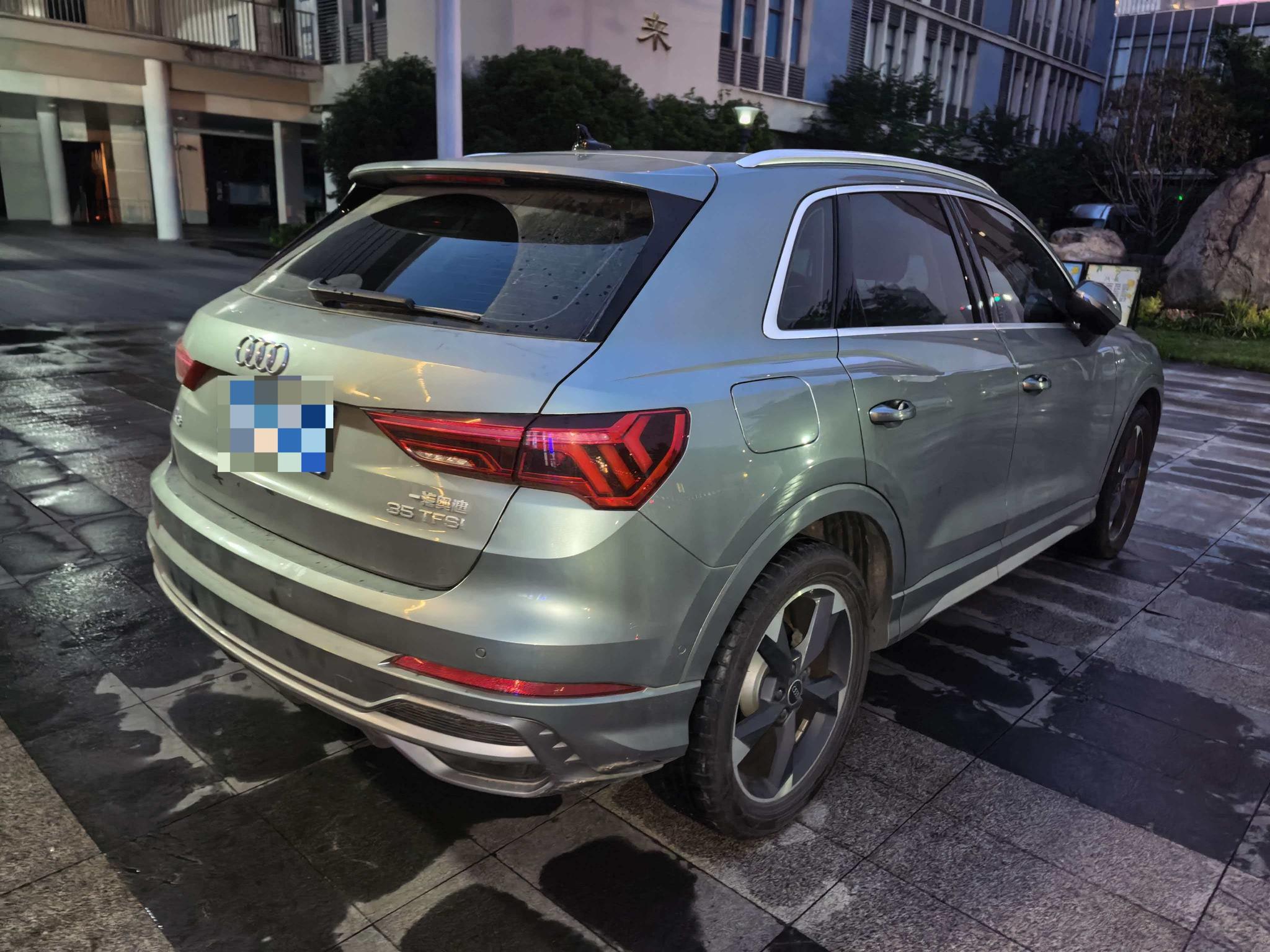 Audi Q3 2022, фото 6