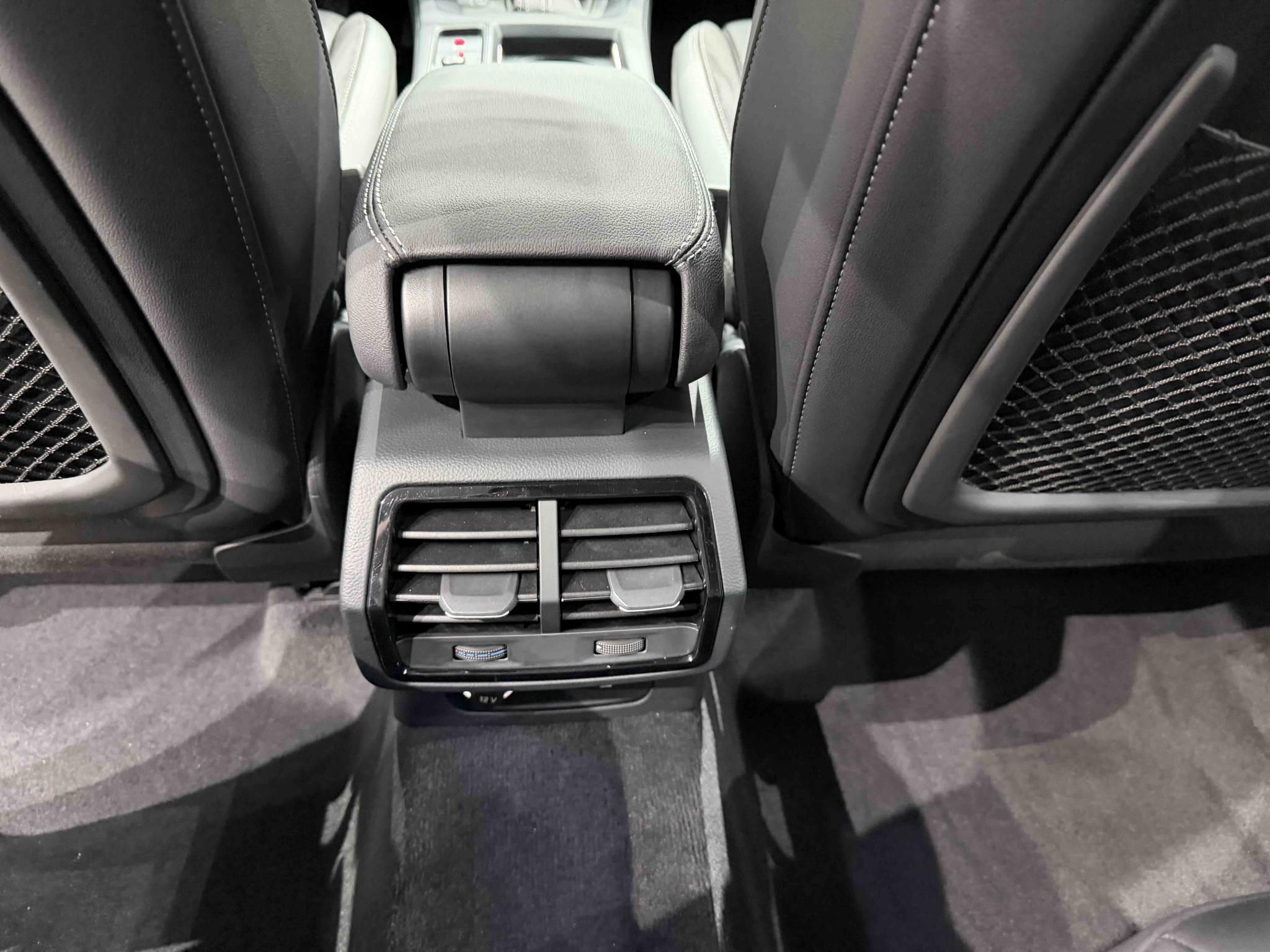 Audi Q3 Sportback 2022, фото 16