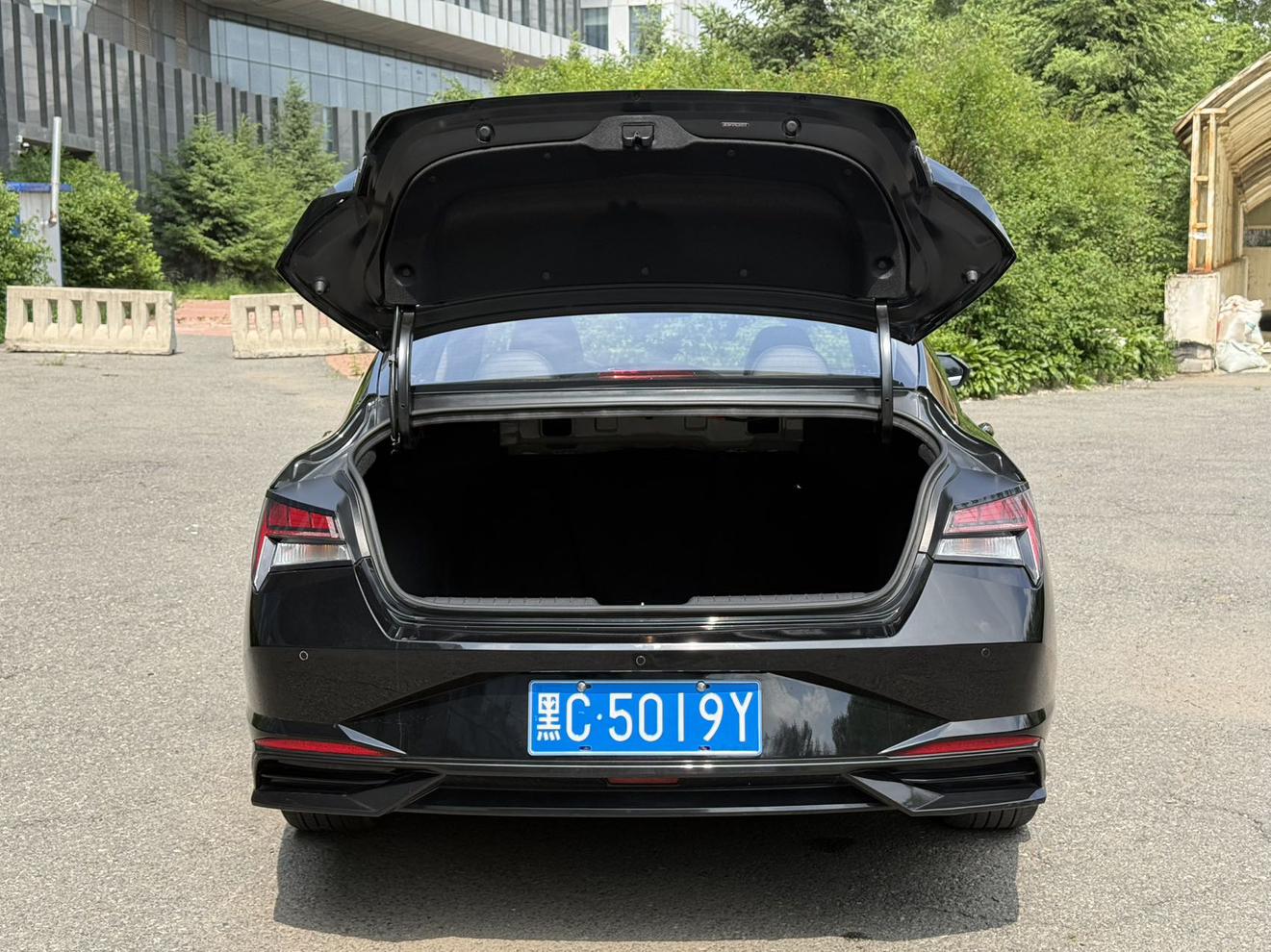 Hyundai Elantra 2022, фото 16