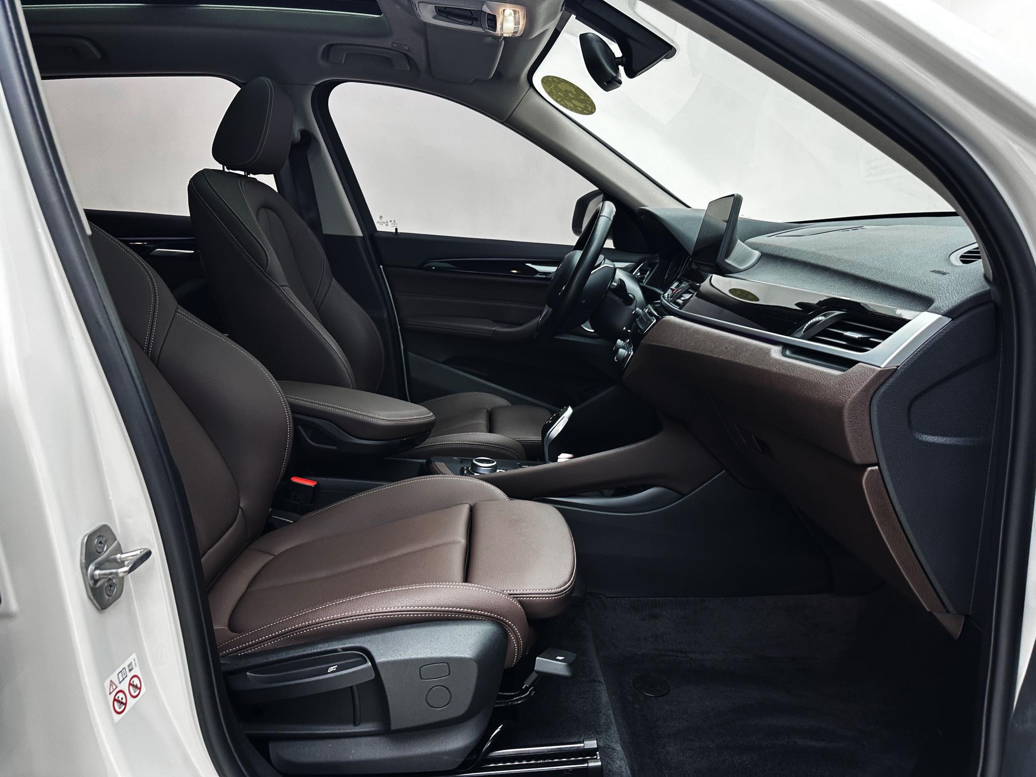 BMW X1 2021, фото 15