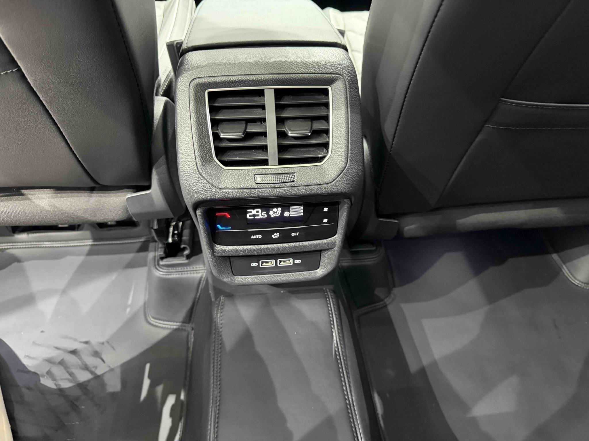 Volkswagen Tayron 2023, фото 12