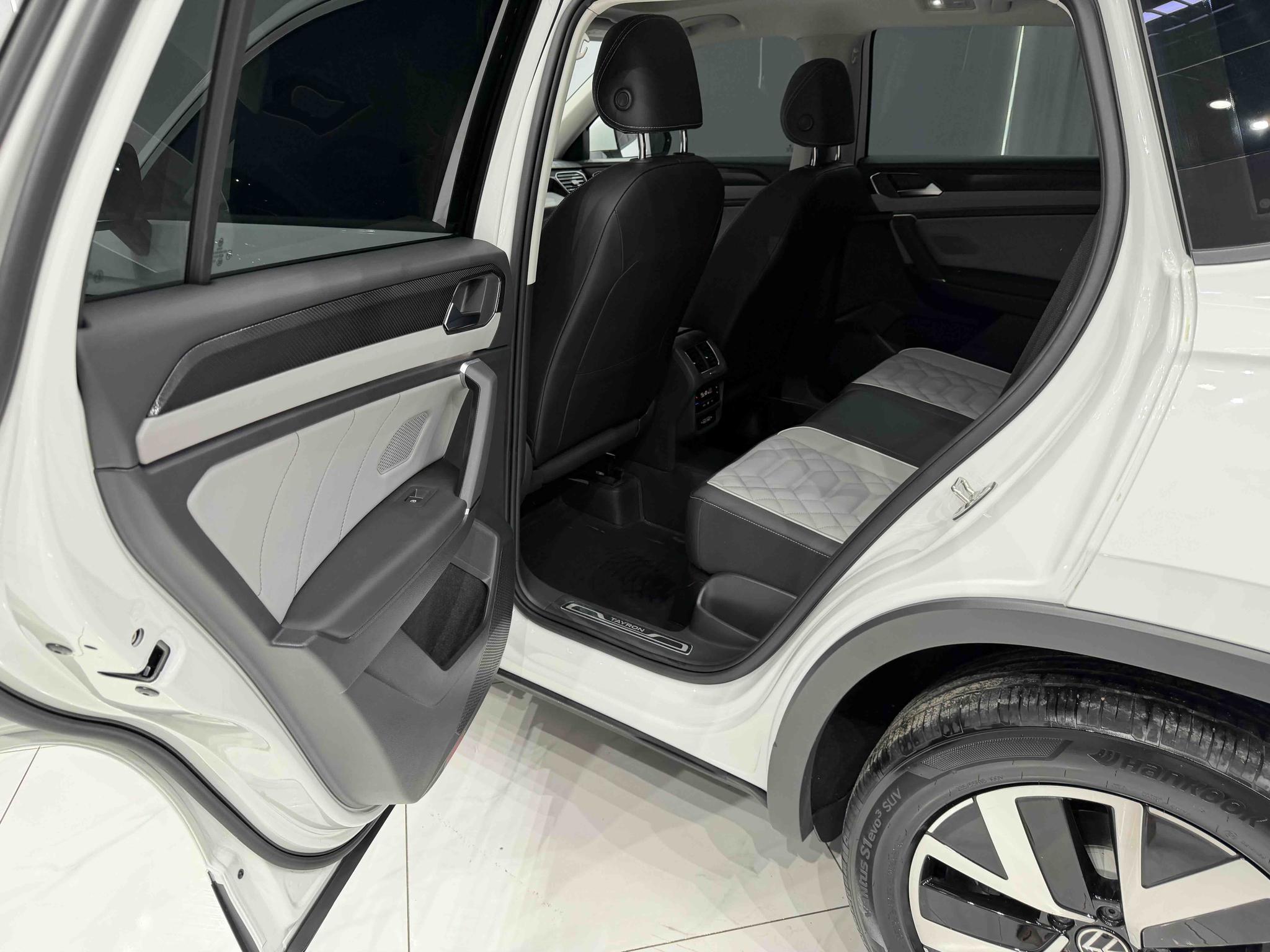 Volkswagen Tayron 2023, фото 17