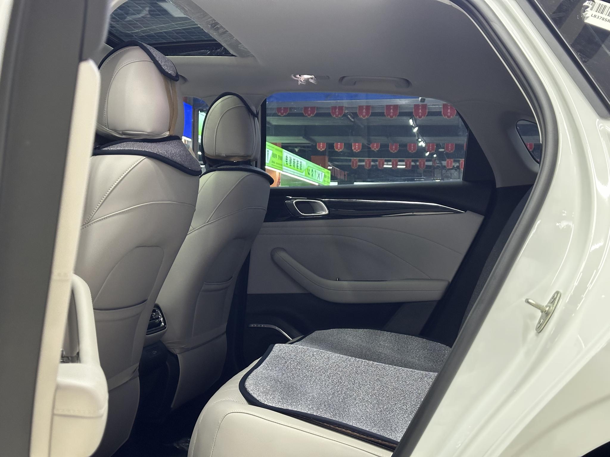 Geely Galaxy Starry 6 2026, фото 15