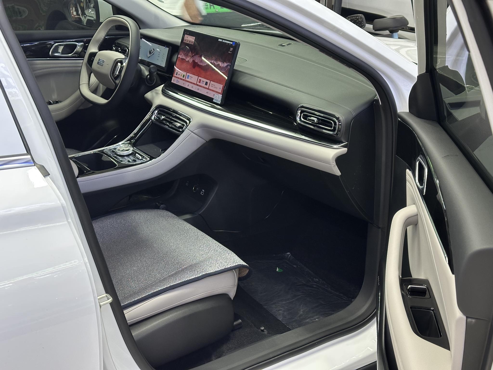 Geely Galaxy Starry 6 2026, фото 16