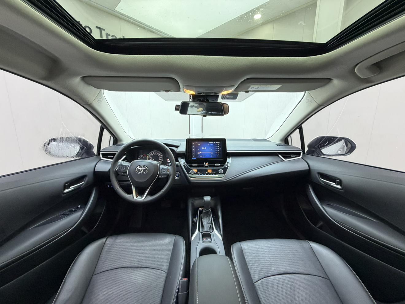 Toyota Corolla 2021, фото 17