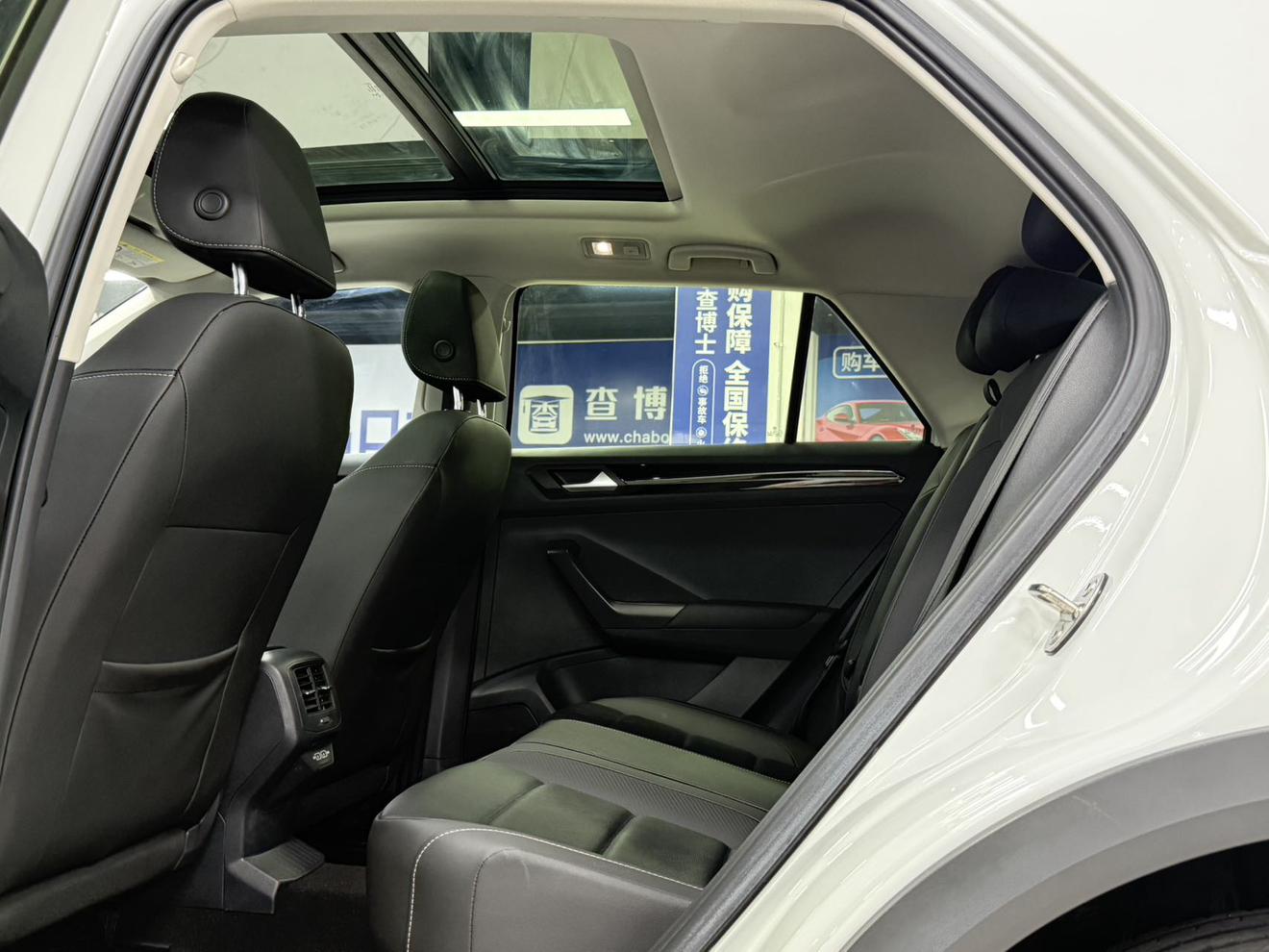 Volkswagen T-Roc 2022, фото 17