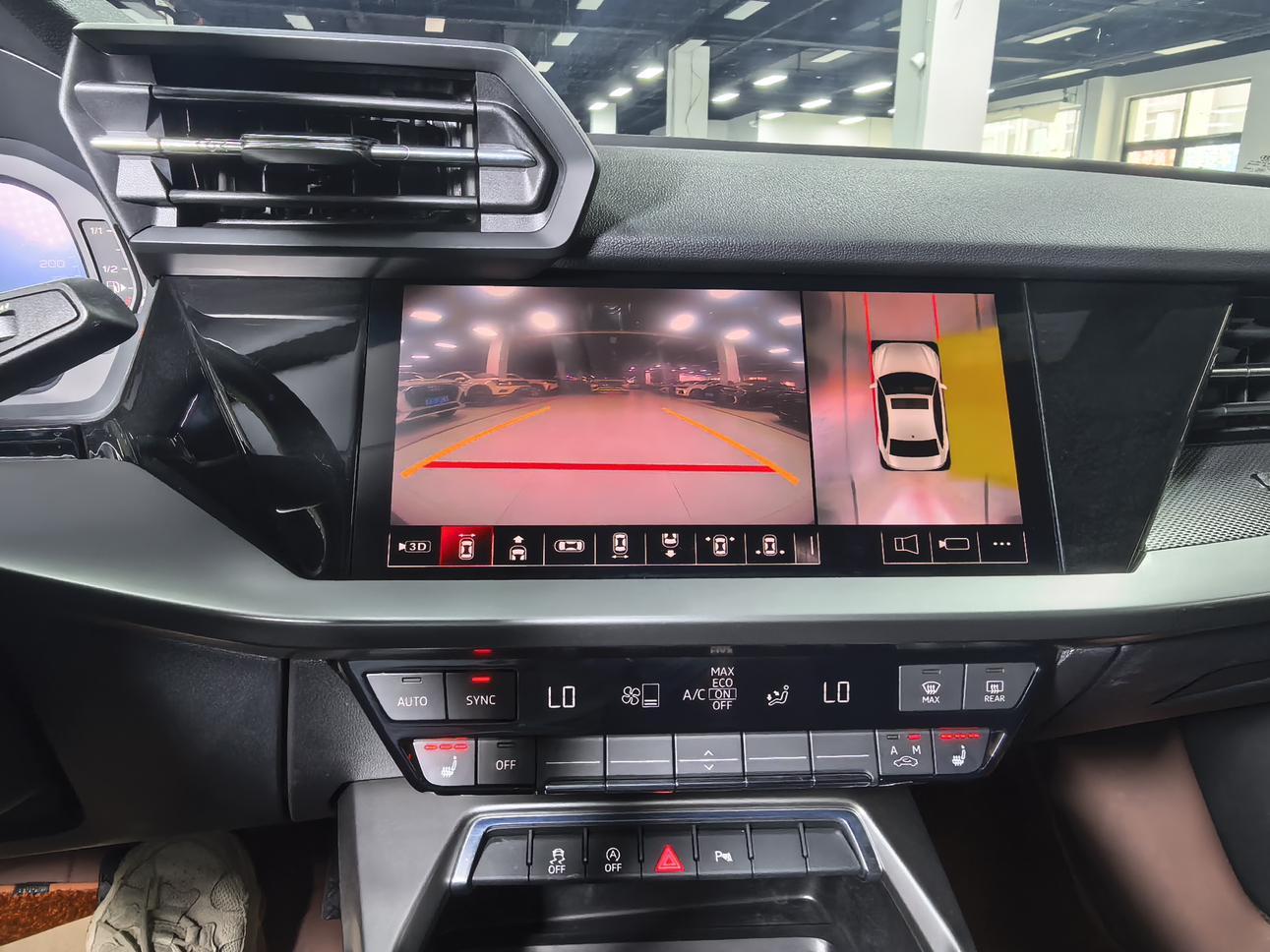 Audi A3 2023, фото 17