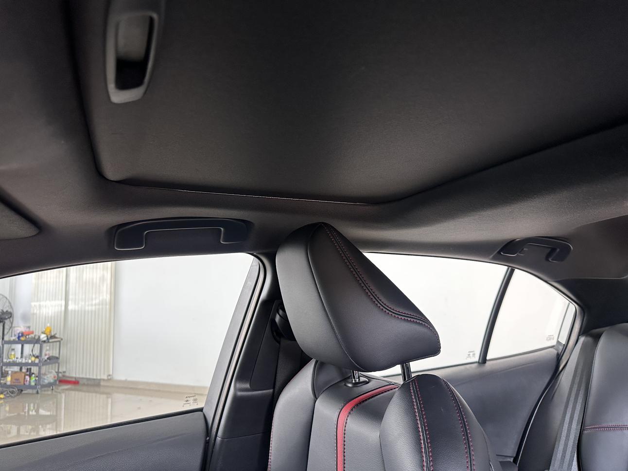 Toyota Corolla 2023, фото 15