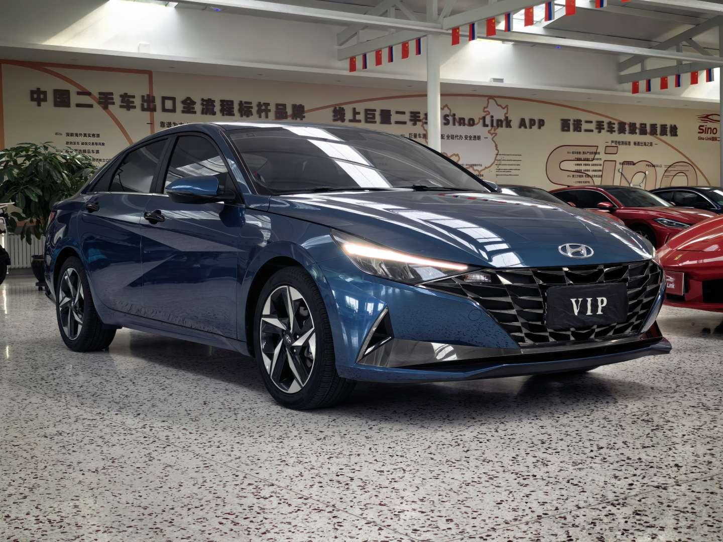 Hyundai Elantra 2022, фото 2