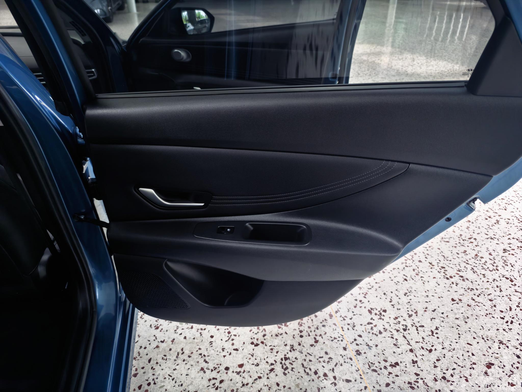 Hyundai Elantra 2022, фото 12