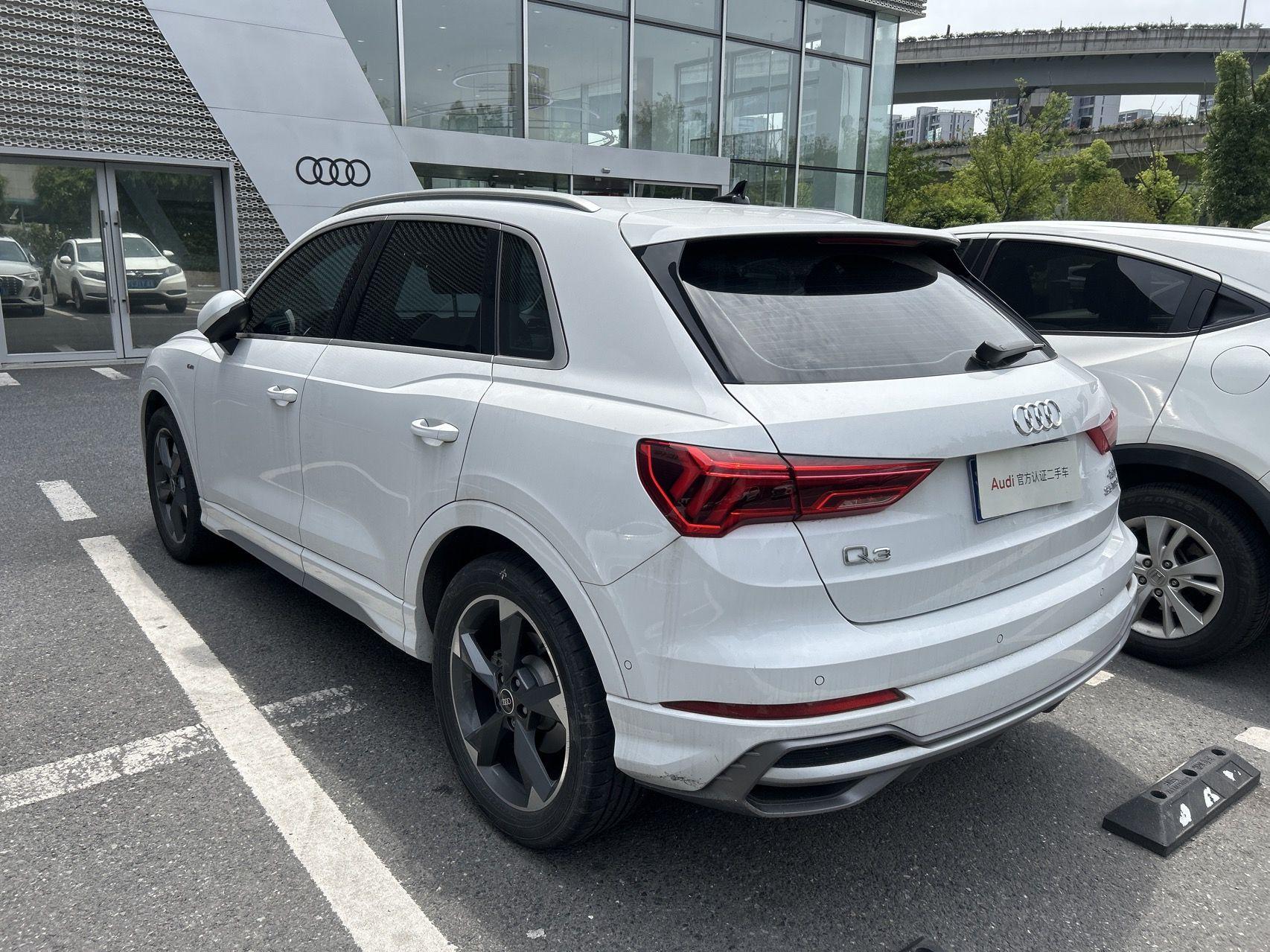 Audi Q3 2022, фото 14
