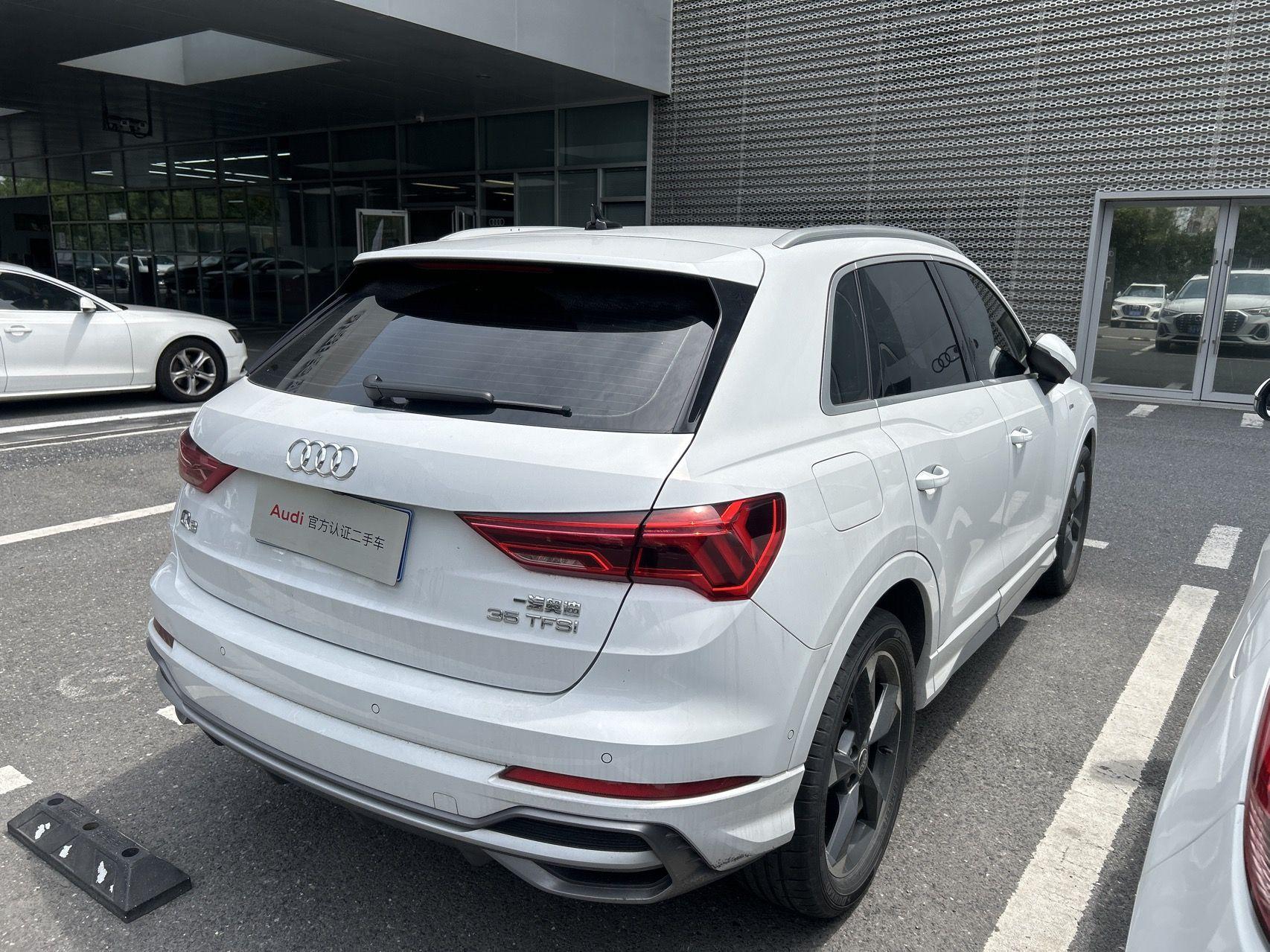 Audi Q3 2022, фото 16