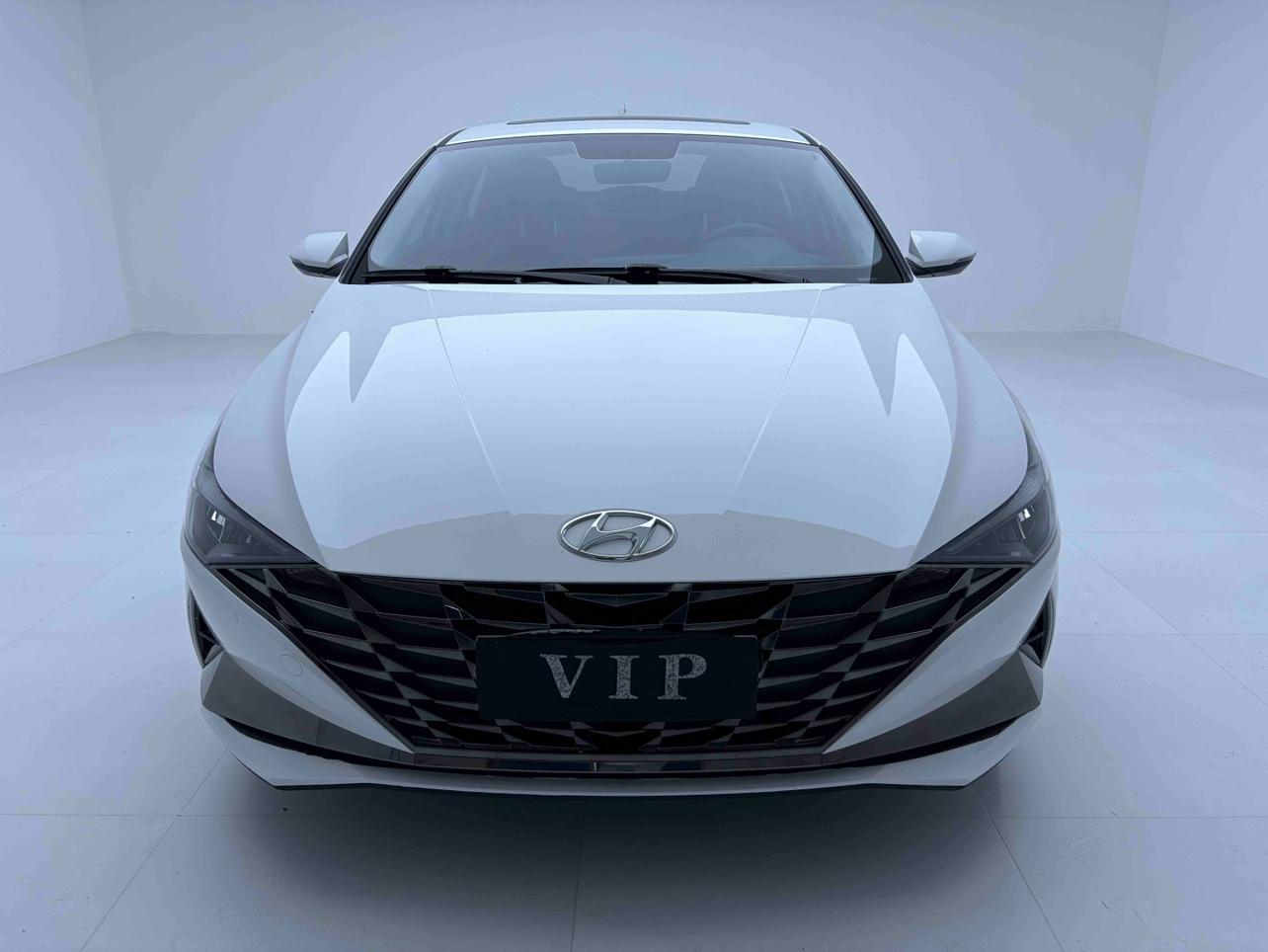 Hyundai Elantra 2022, фото 2