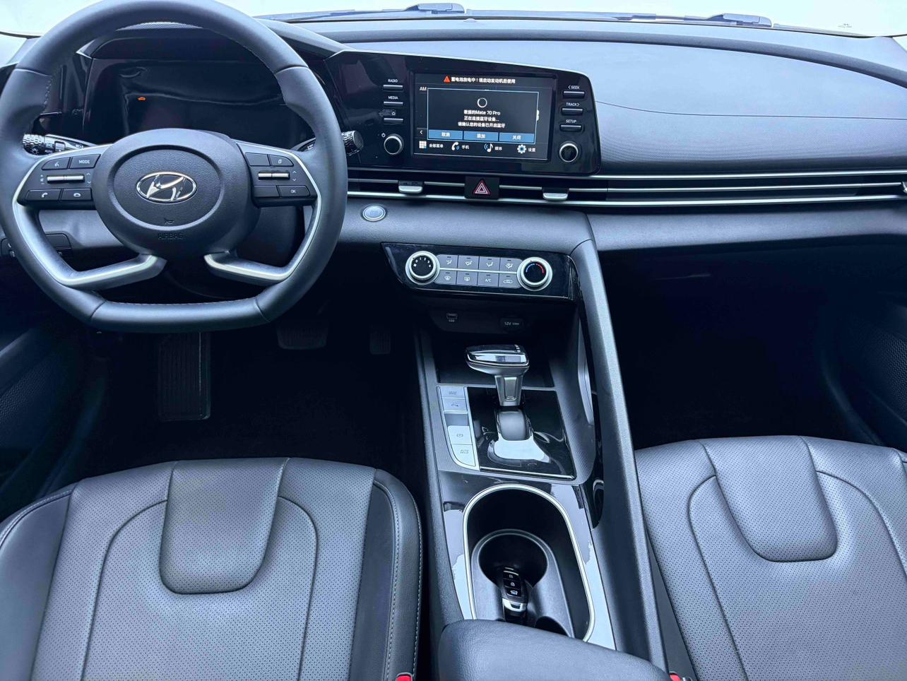 Hyundai Elantra 2022, фото 10
