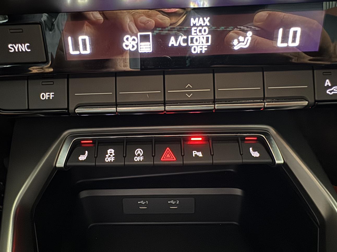 Audi A3 2022, фото 14