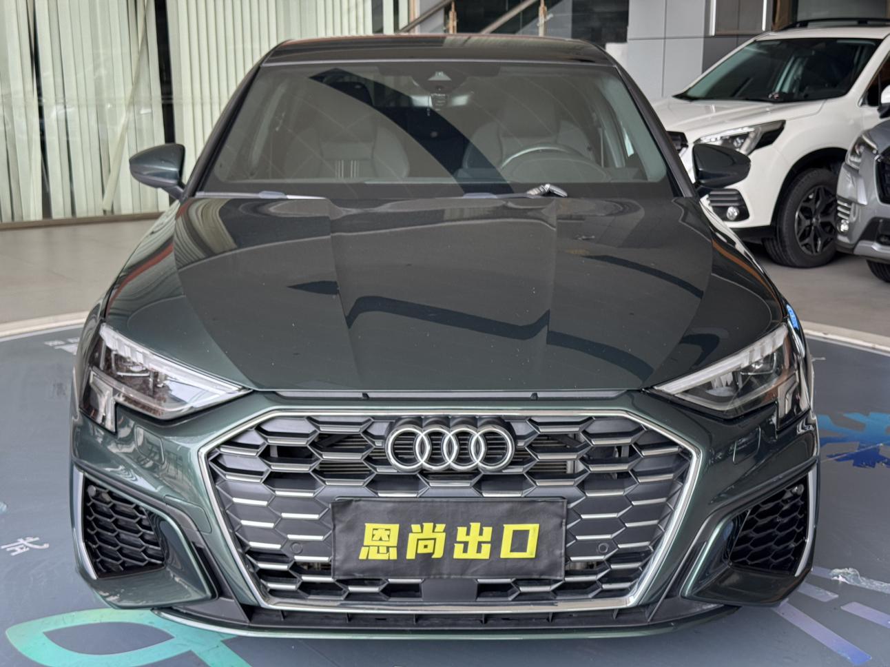 Audi A3 2022, фото 2