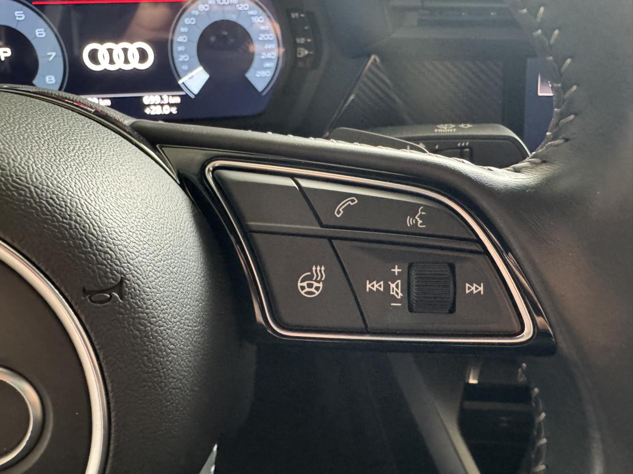 Audi A3 2022, фото 11