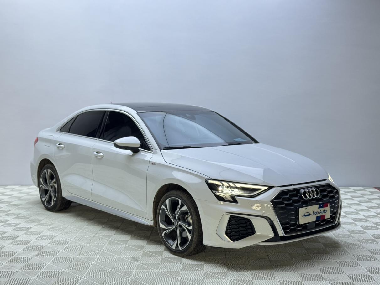 Audi A3 2023, фото 3