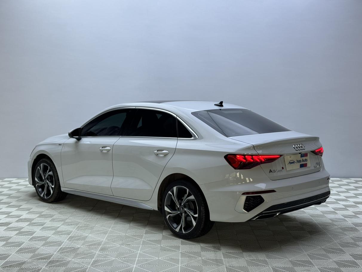Audi A3 2023, фото 4