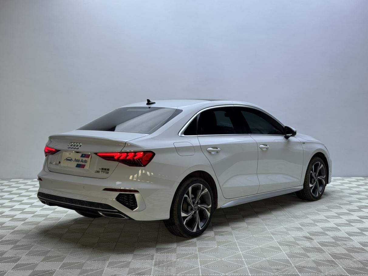 Audi A3 2023, фото 6
