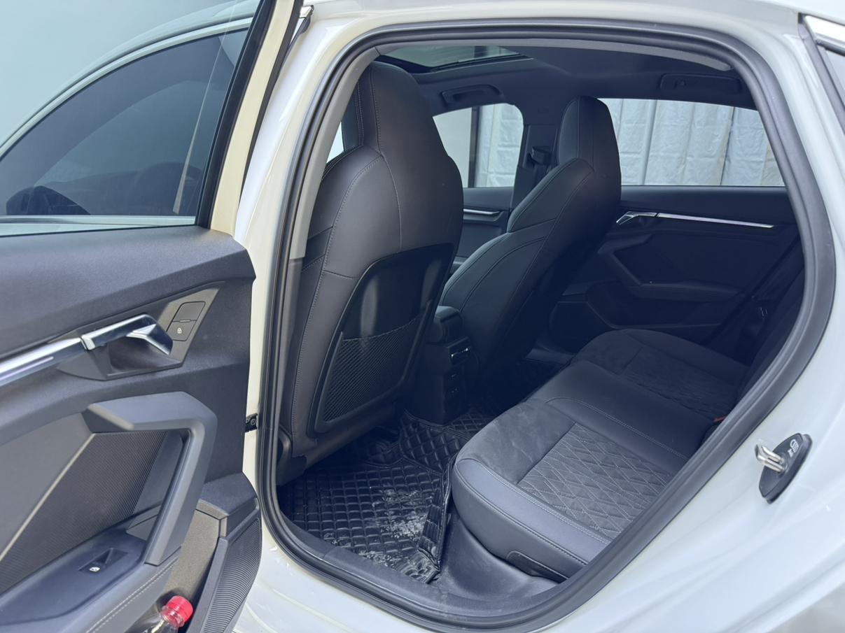Audi A3 2023, фото 8