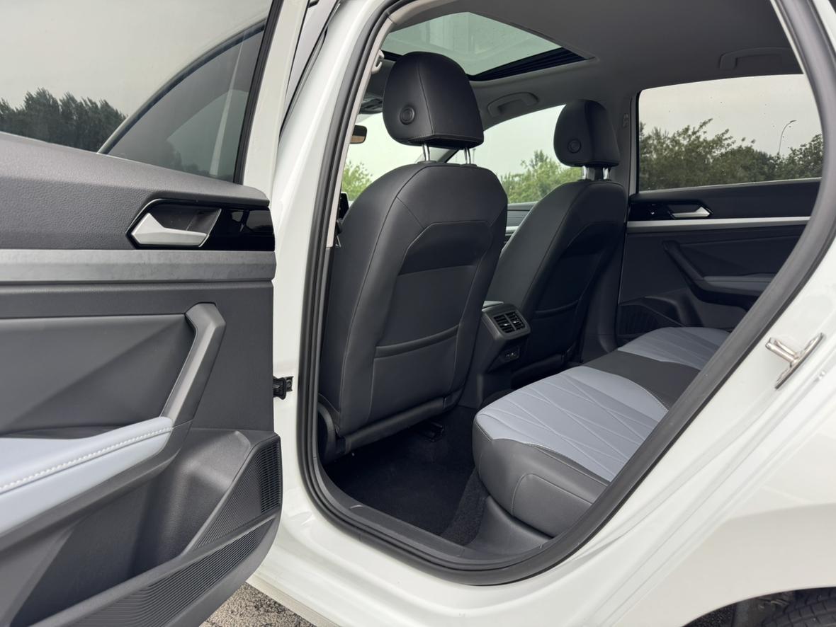Volkswagen Lavida 2023, фото 8