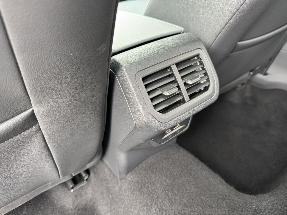 Volkswagen Lavida 2023, фото 12