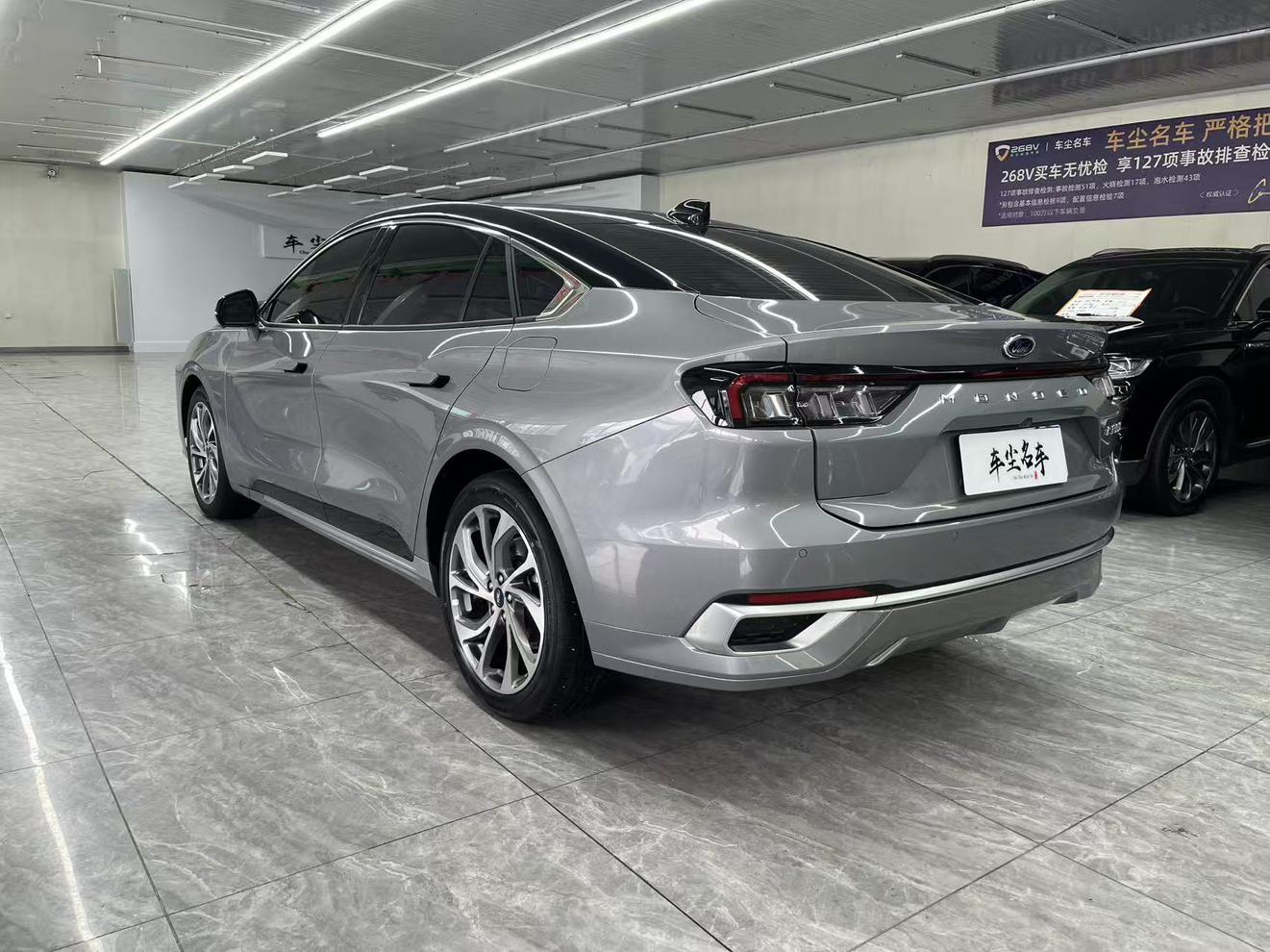 Ford Mondeo 2023, фото 7