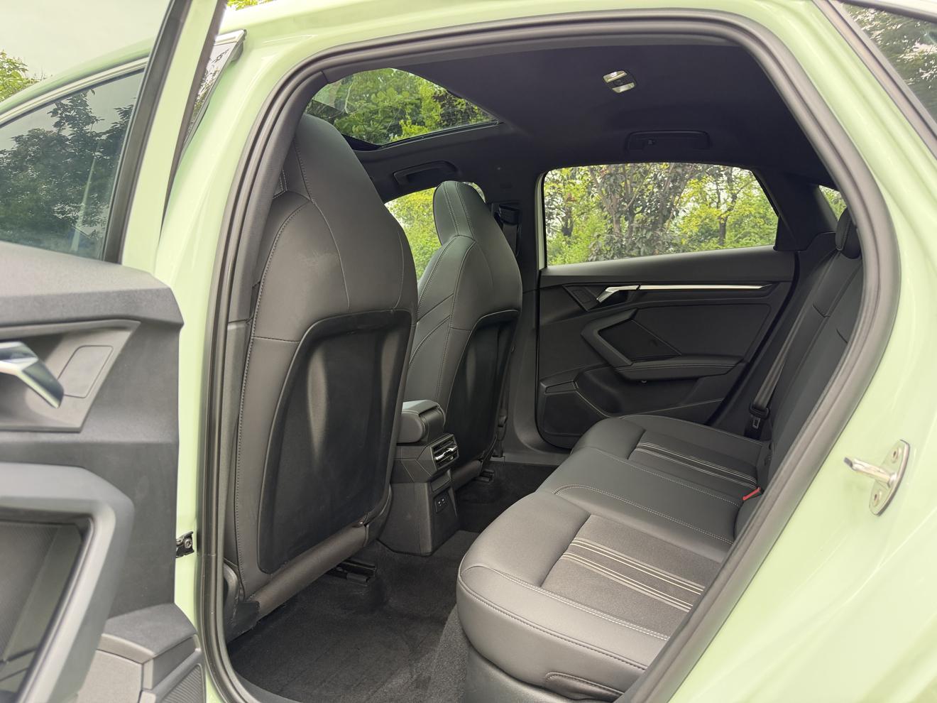 Audi A3 2022, фото 6