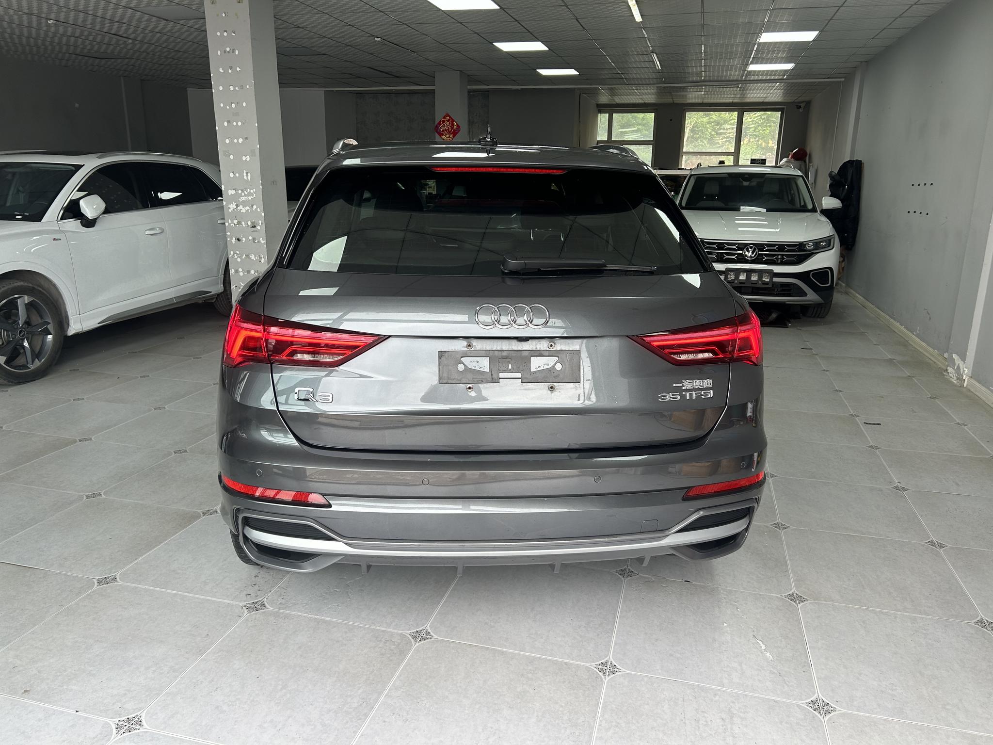 Audi Q3 2022, фото 16