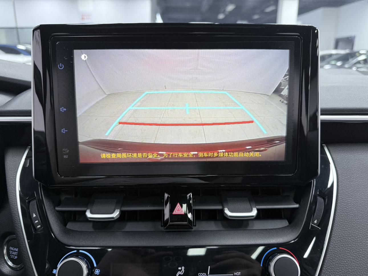 Toyota Corolla 2022, фото 17