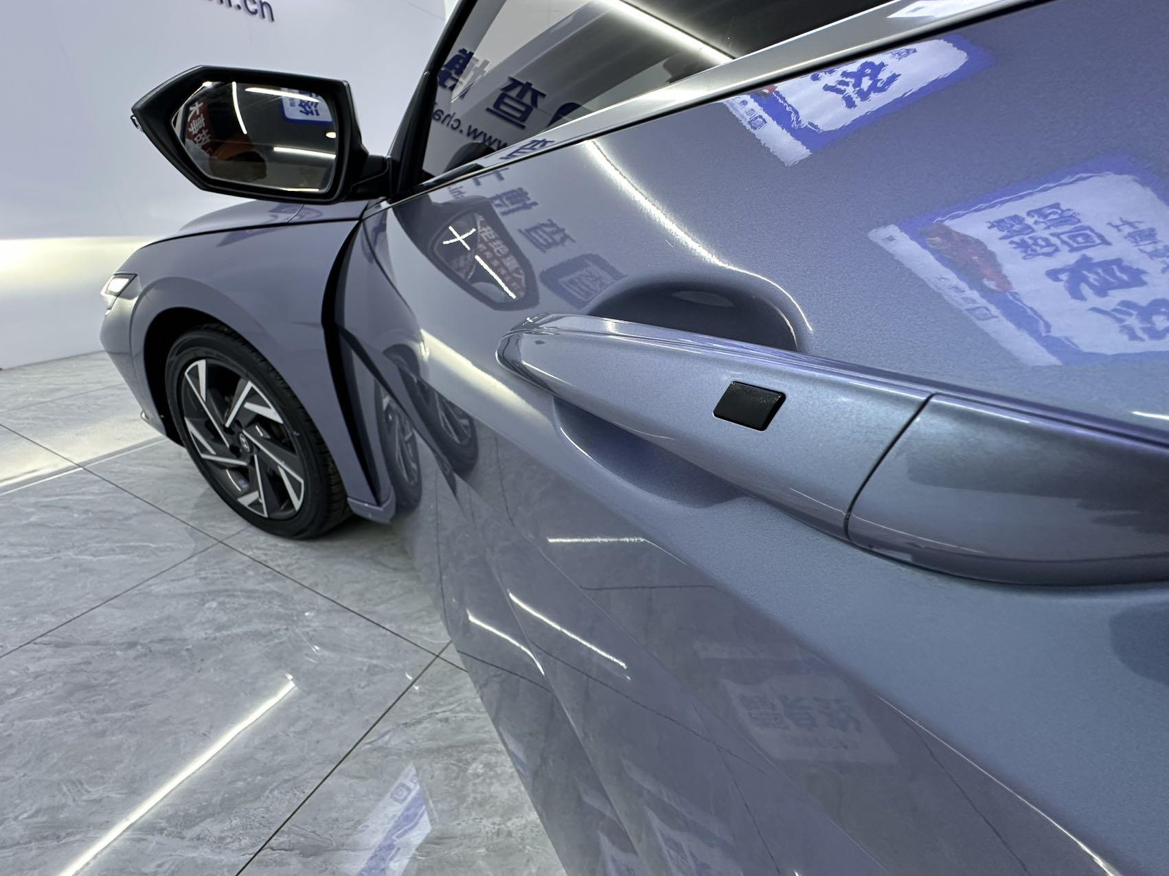 Hyundai Elantra 2023, фото 15