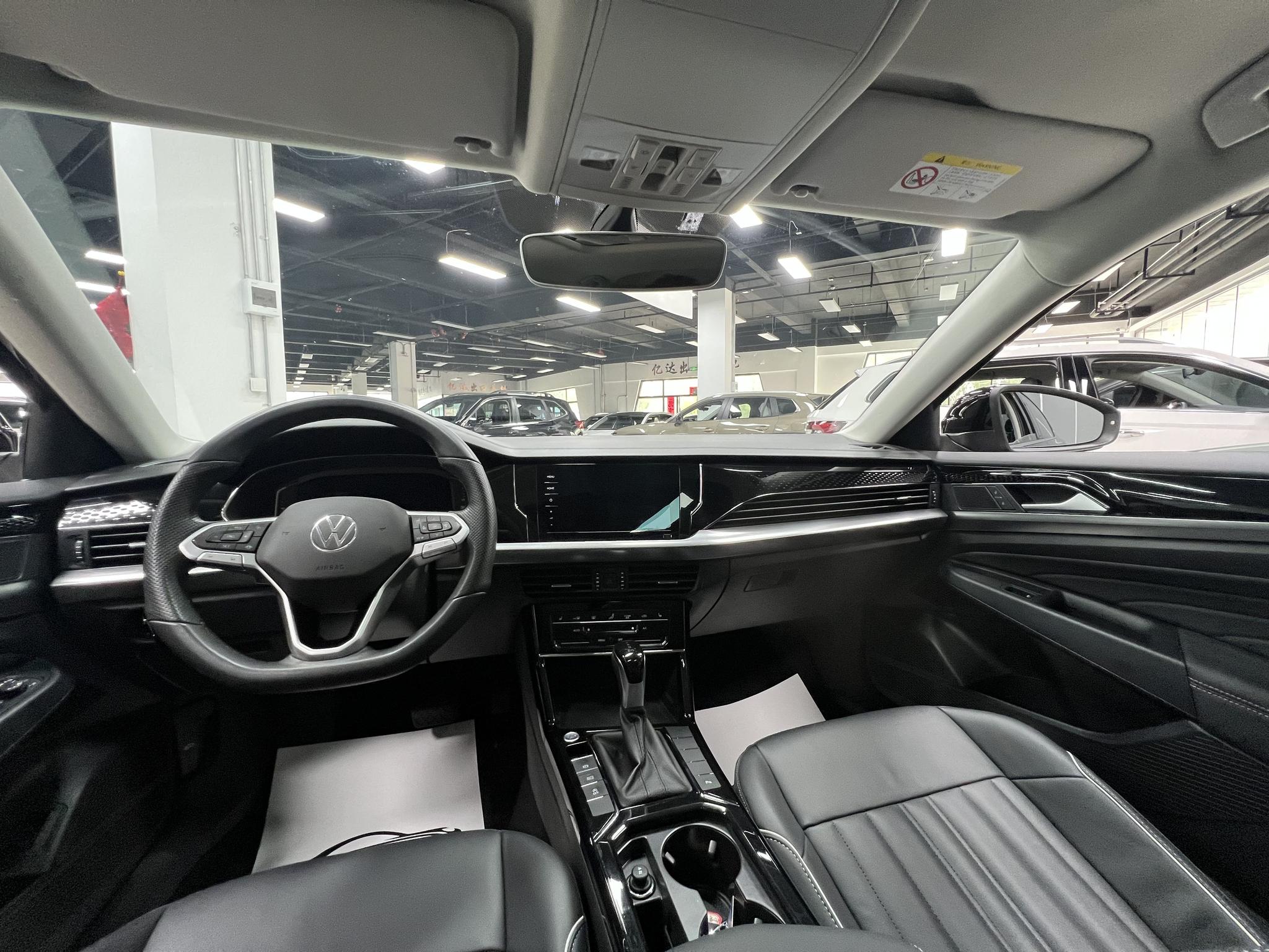 Volkswagen Passat 2022, фото 14