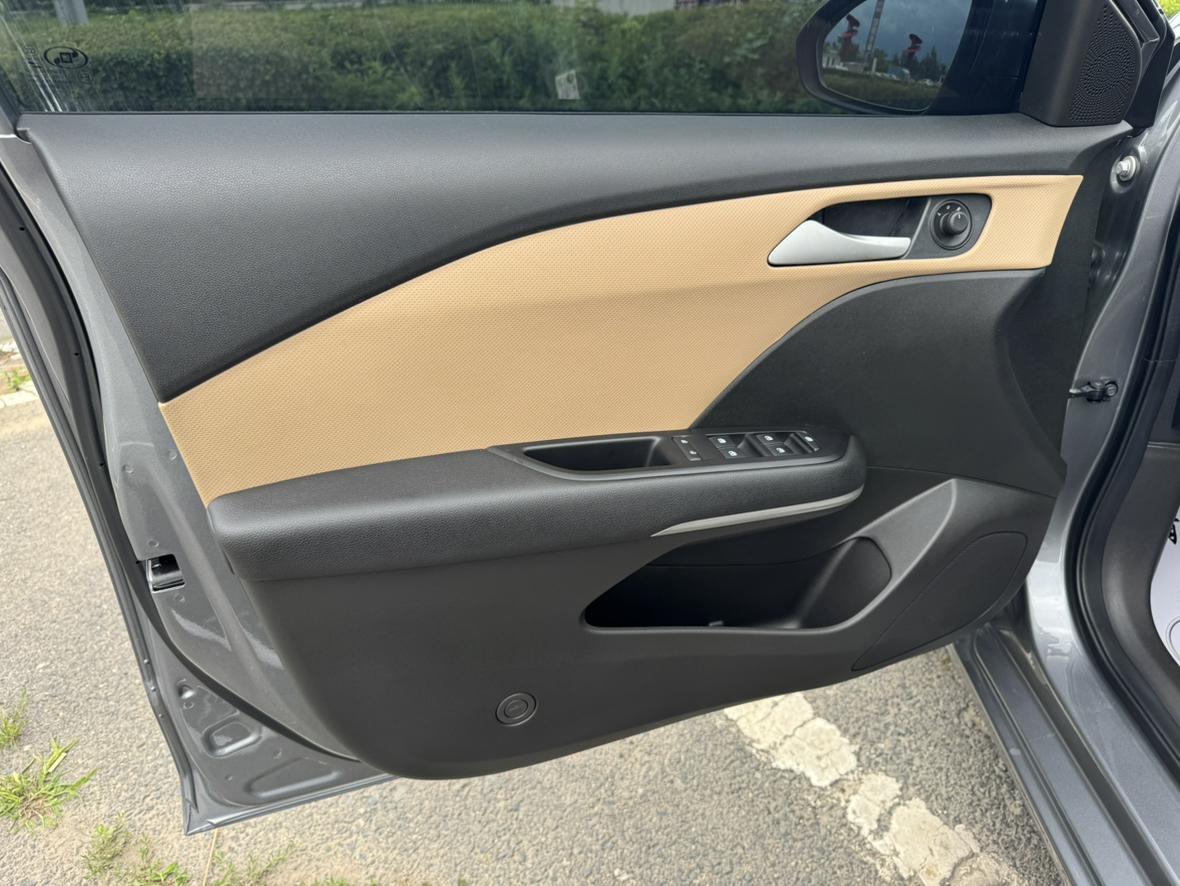 Chevrolet Onix 2022, фото 7
