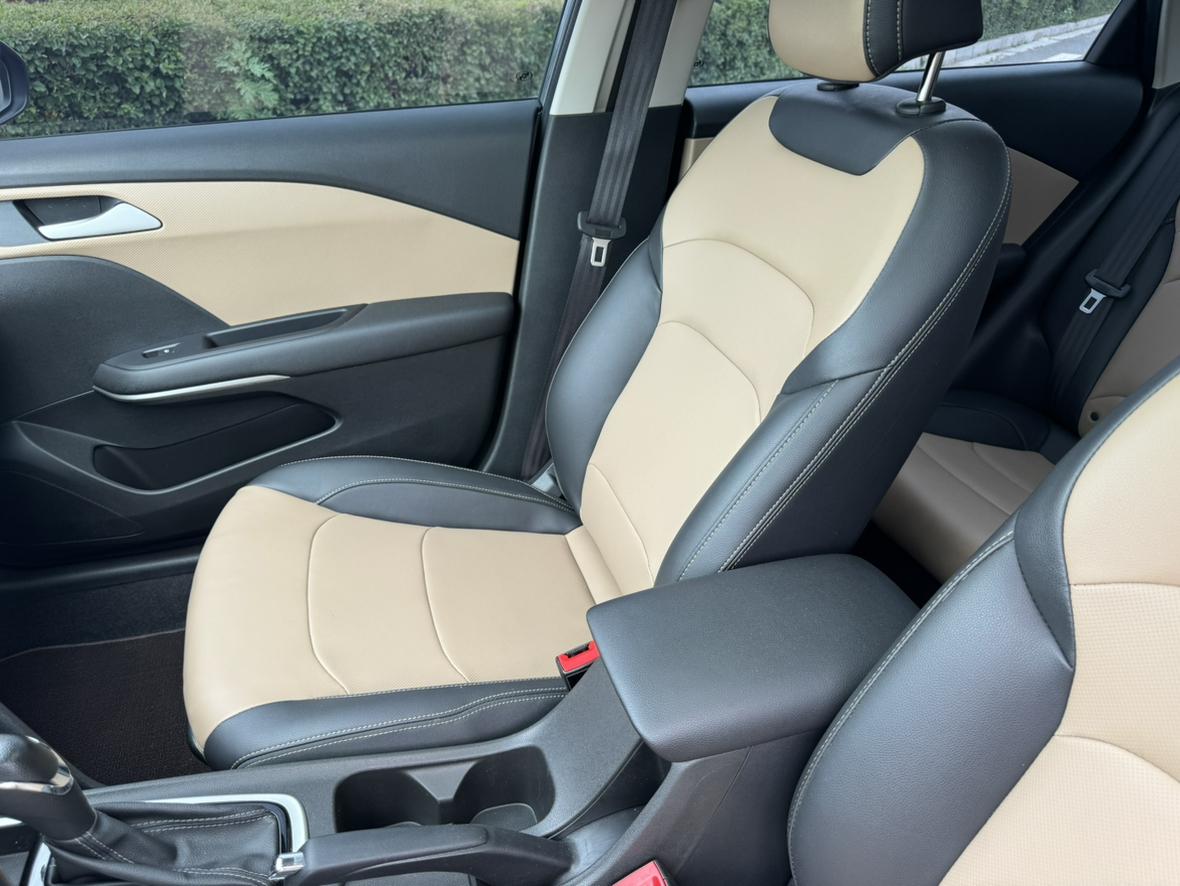 Chevrolet Onix 2022, фото 17
