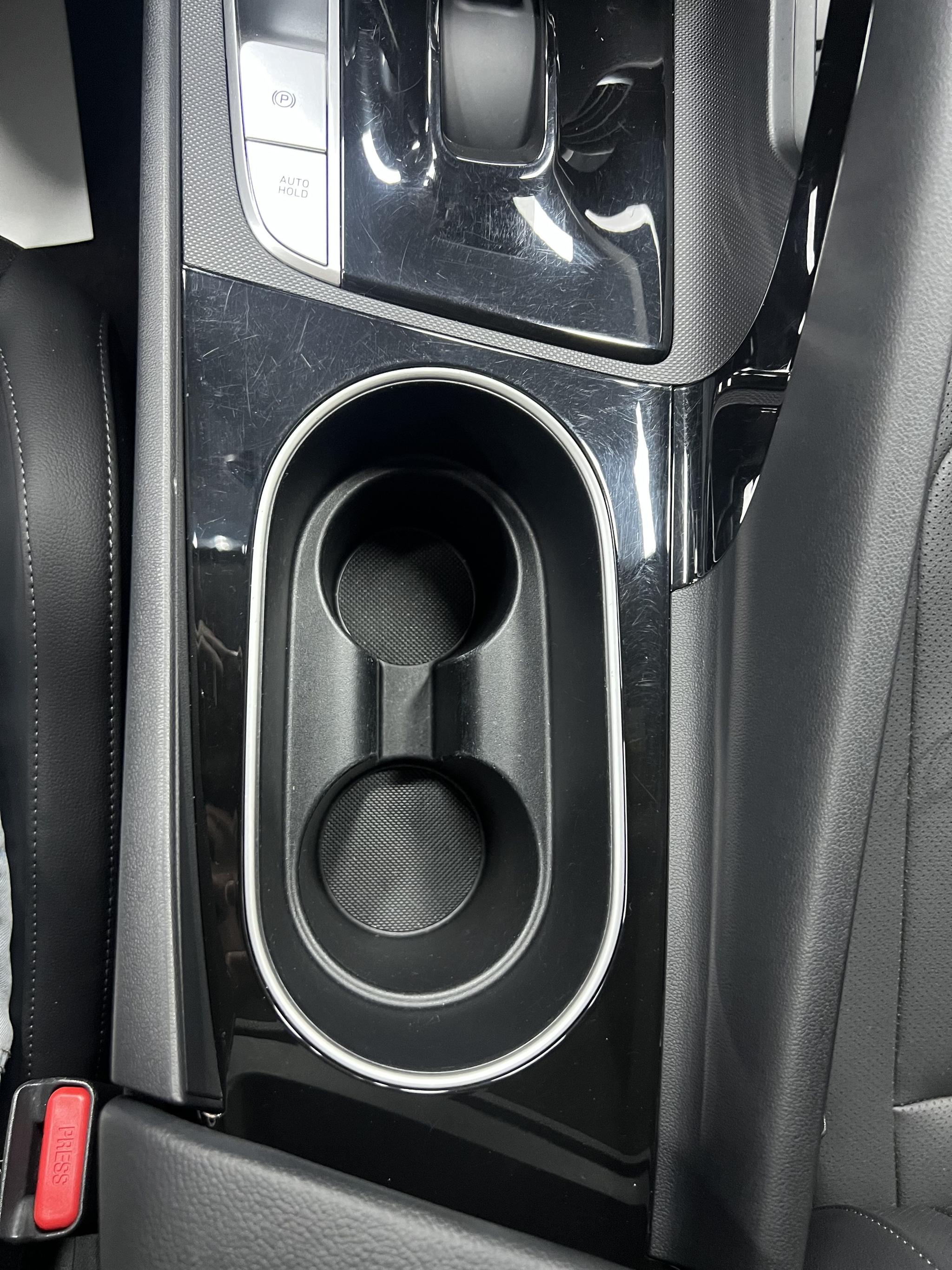 Hyundai Elantra 2022, фото 15